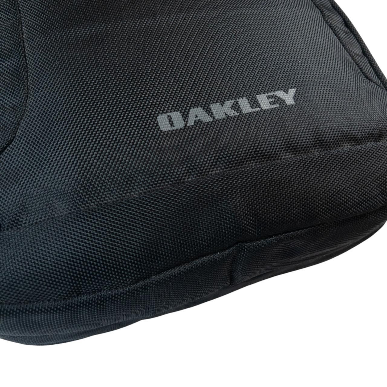 Oakley Vintage Oakley Crossbody Laptop Bag Size ONE SIZE - 7 Thumbnail