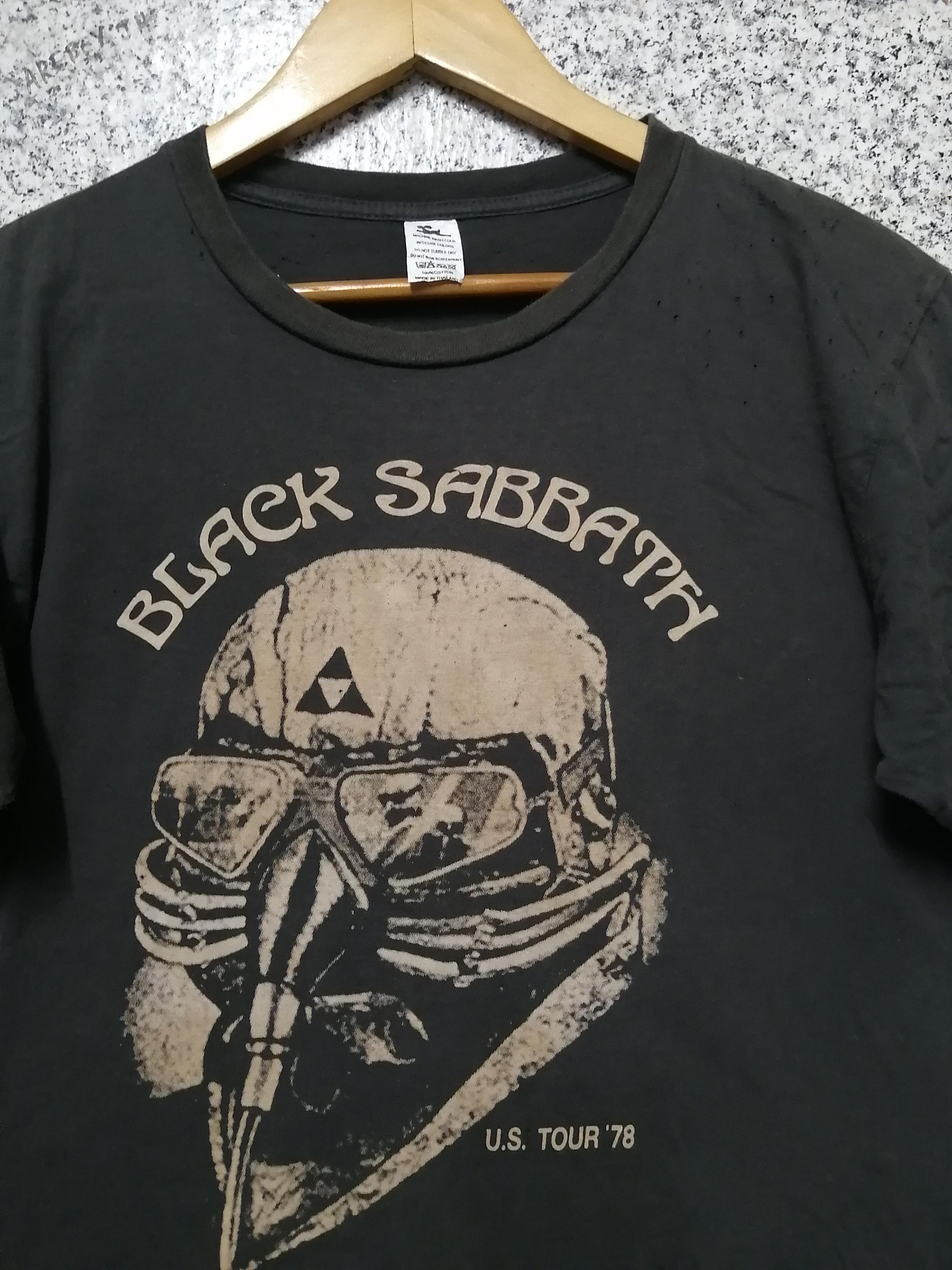 Band Tees × Vintage 🔥 Rare 🔥 Vintage Black Sabbath Very Rare Size US M / EU 48-50 / 2 - 3 Thumbnail