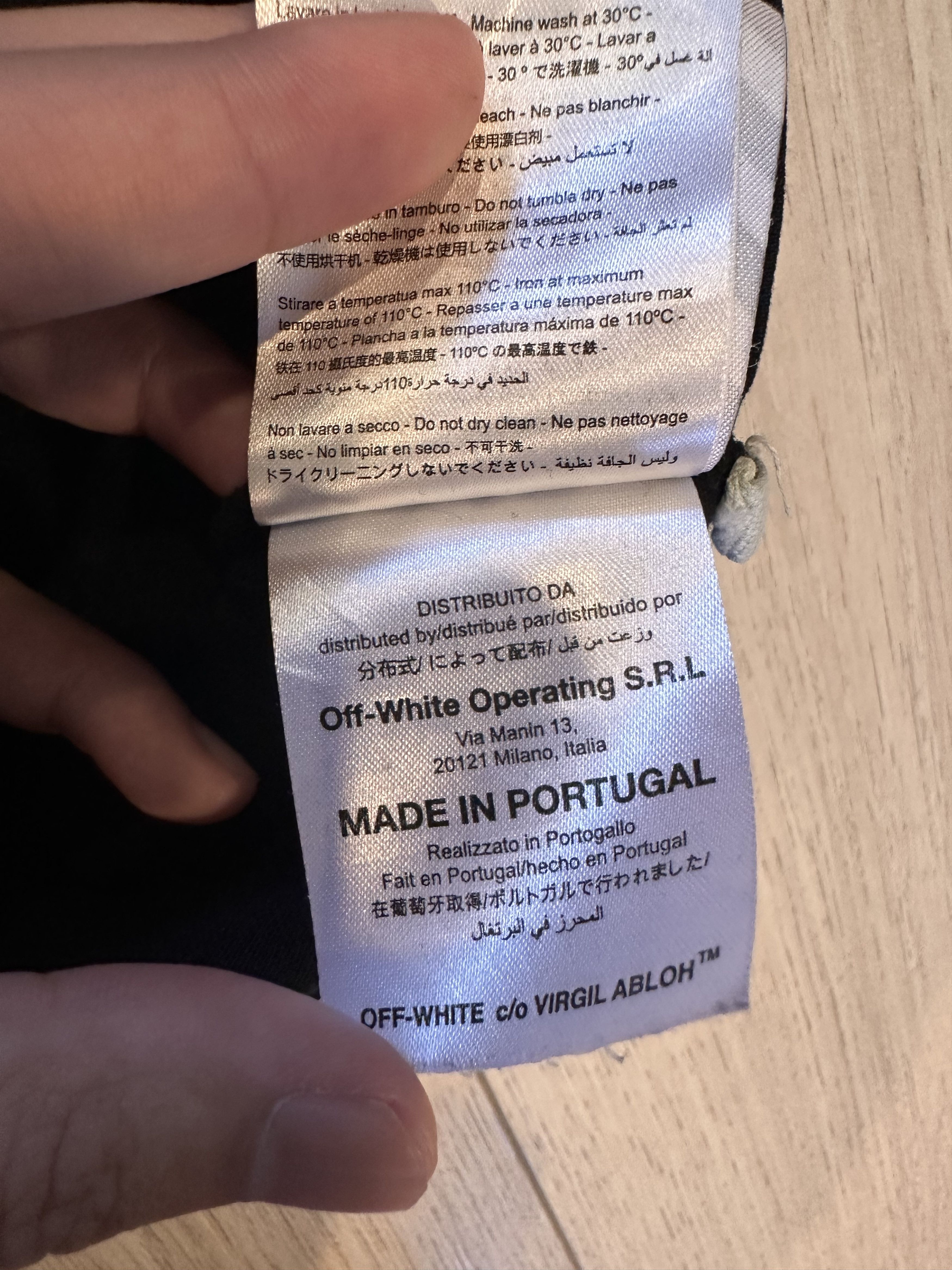 Off-White Off White 2017 Othelos Scorpion Tee Size US S / EU 44-46 / 1 - 5 Thumbnail