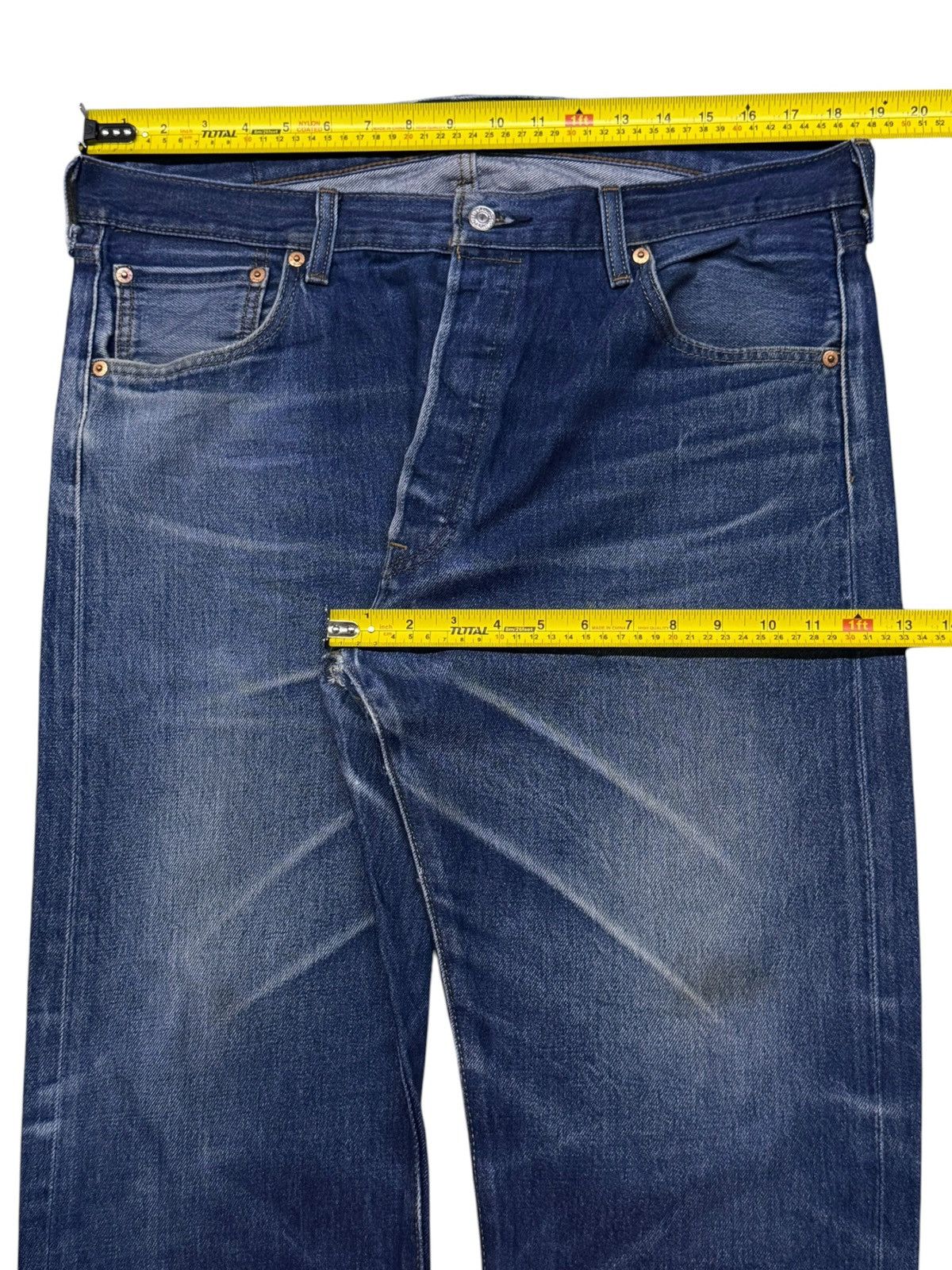 Levi's Vintage Levi’s 501 Denim Jeans | Regular Straight Fit | W37 Size US 37 - 19 Thumbnail