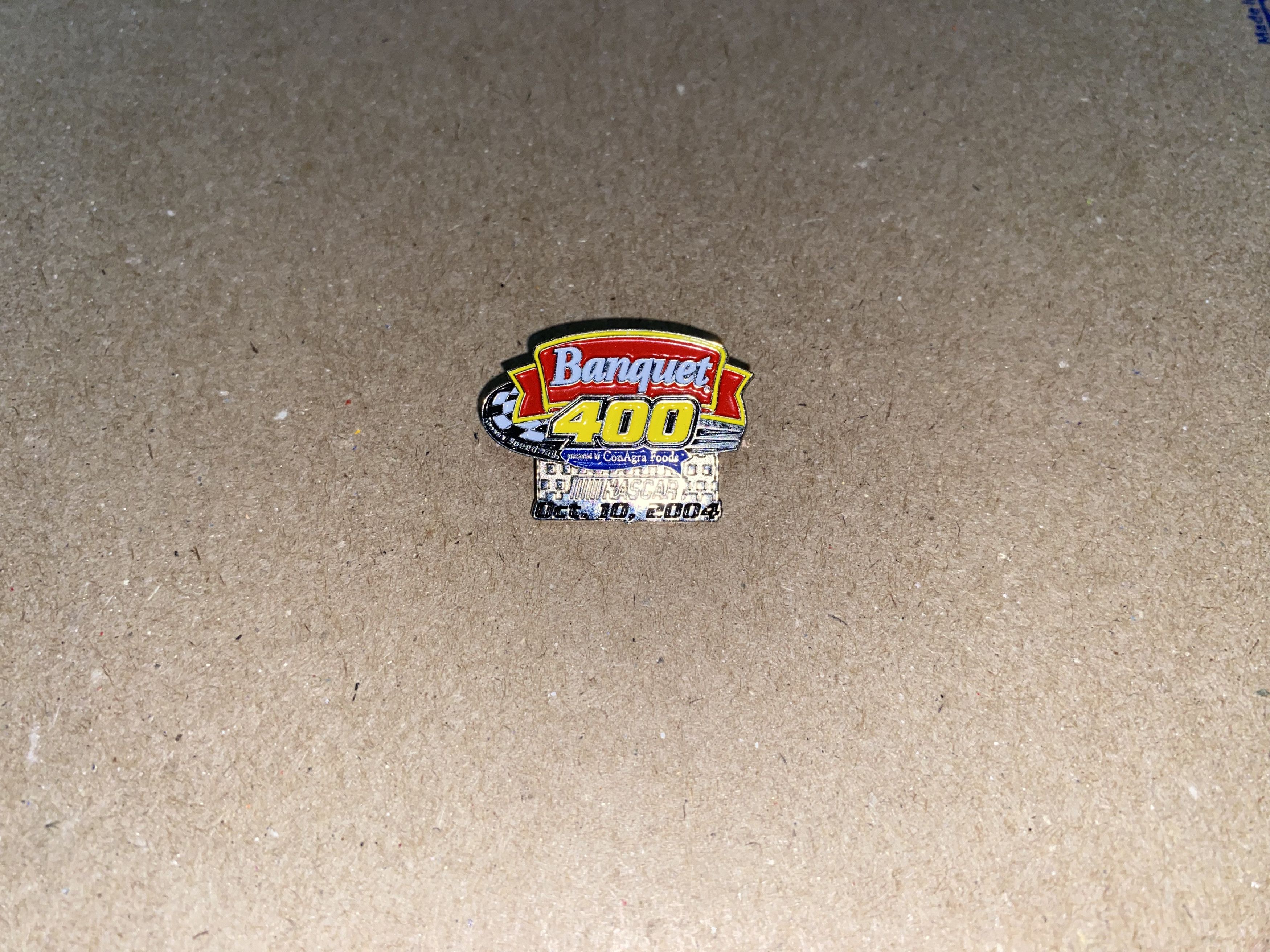 NASCAR Banquet 400 Racing Enamel Metal Pin Brooch 2004 NASCAR race Size ONE SIZE - 1 Thumbnail