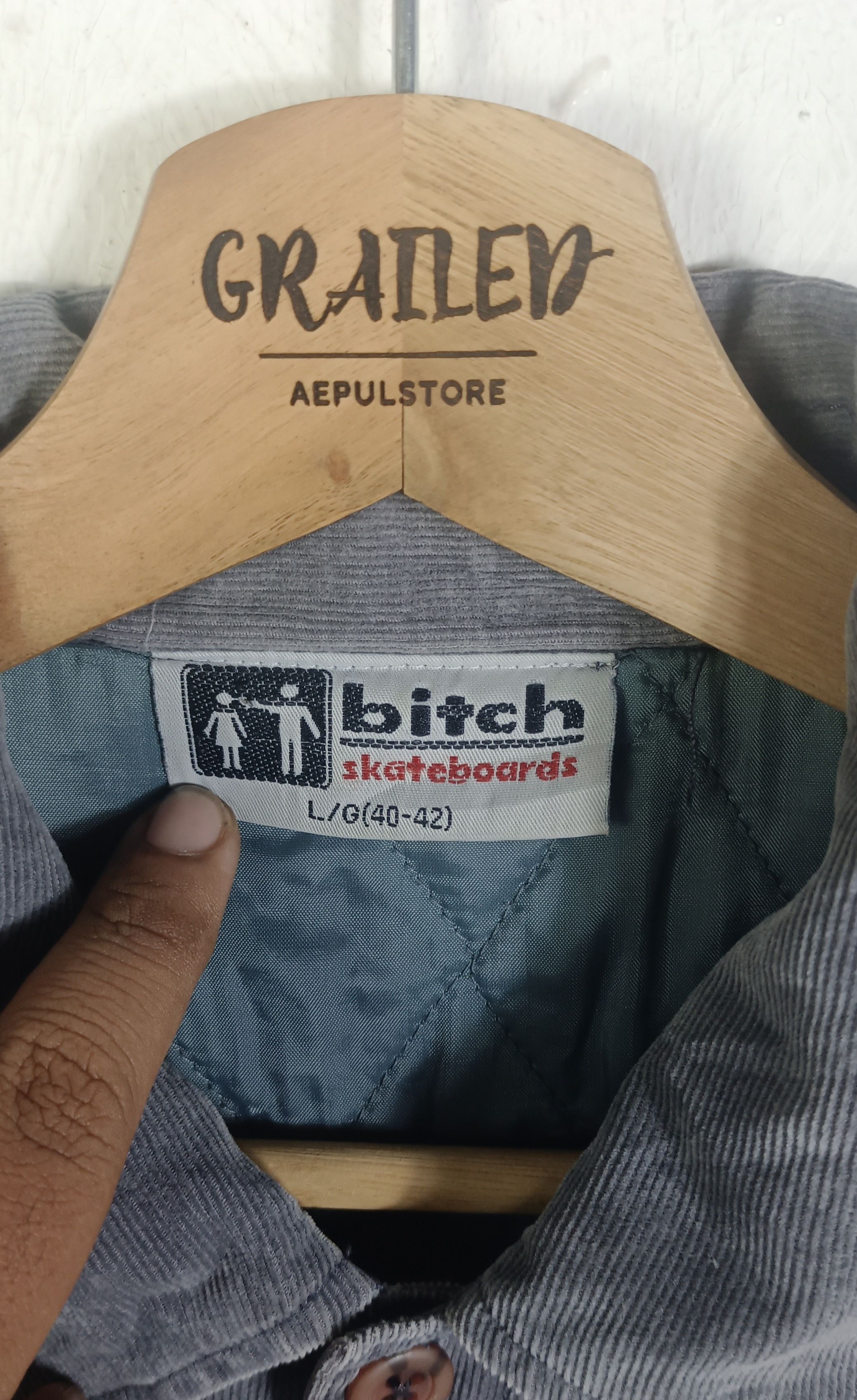 Shorty's Skateboards Vintage🔥 BITCH SKATEBOARDS CORDUROY SHIRT JACKET Size US L / EU 52-54 / 3 - 9 Thumbnail