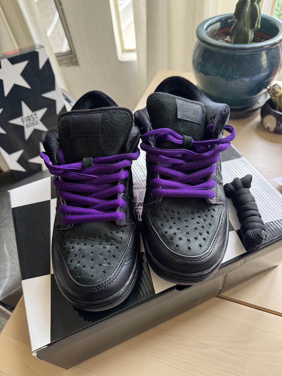 Nike SB Nike SB x Familia “First Ave” Size US 8 / EU 41 - 13 Thumbnail