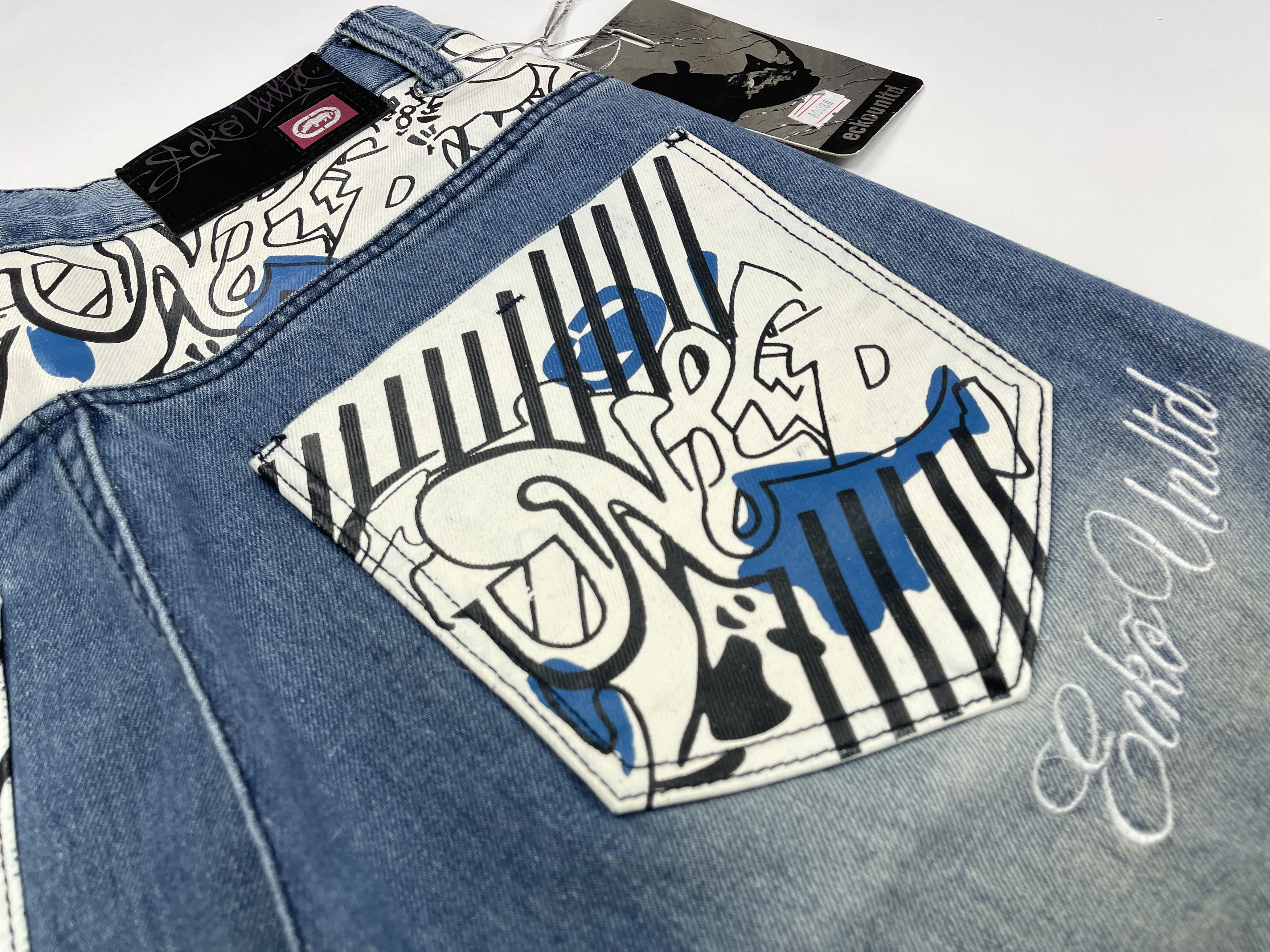 Ecko Unltd. Ecko Unltd shorts, vintage hip hop baggy jeans, 90s size 30 Size US 30 / EU 46 - 5 Thumbnail