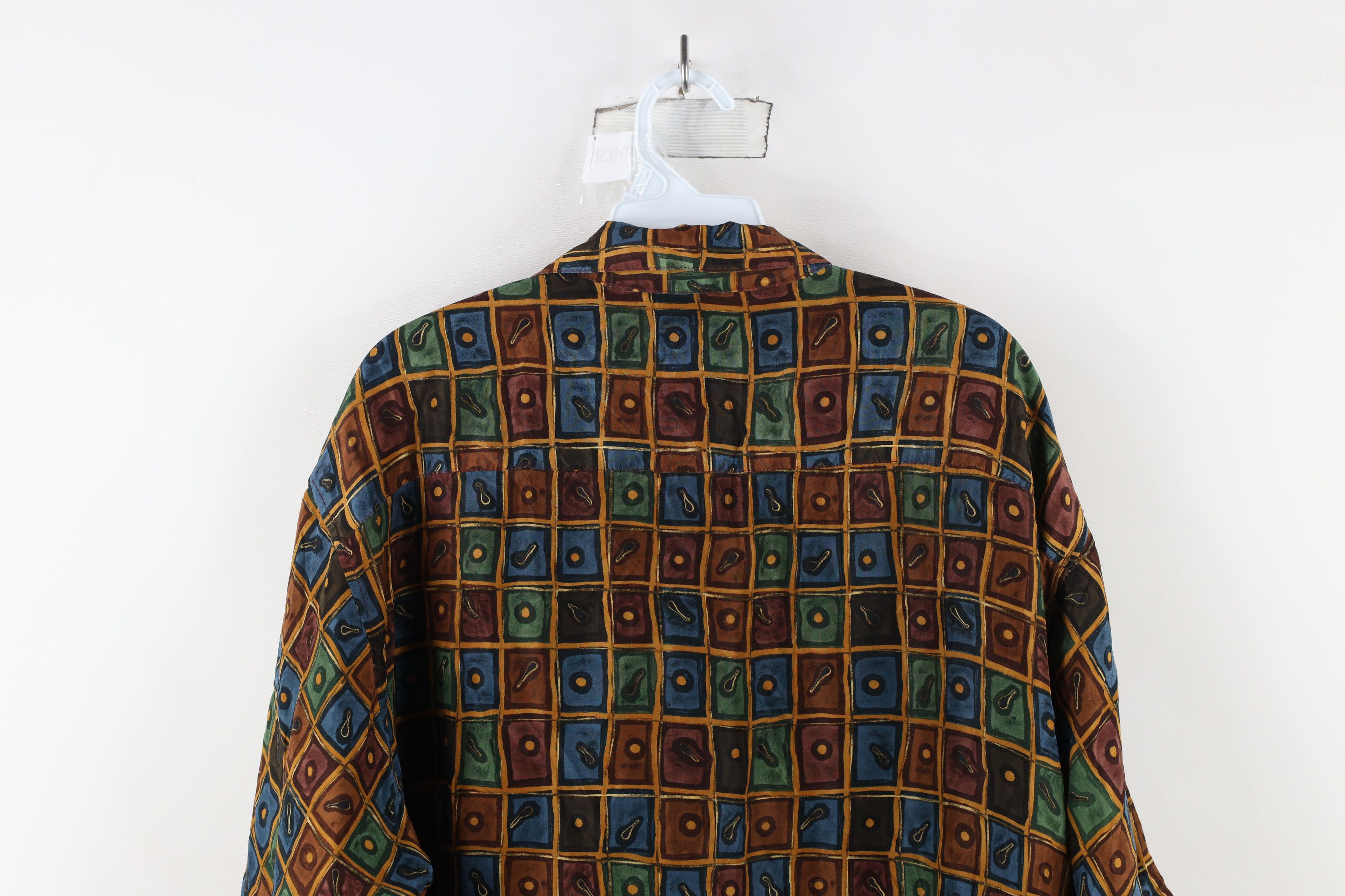 Vintage Vintage 90s Streetwear Checkered Baggy Fit Silk Button Shirt Size US L / EU 52-54 / 3 - 8 Thumbnail