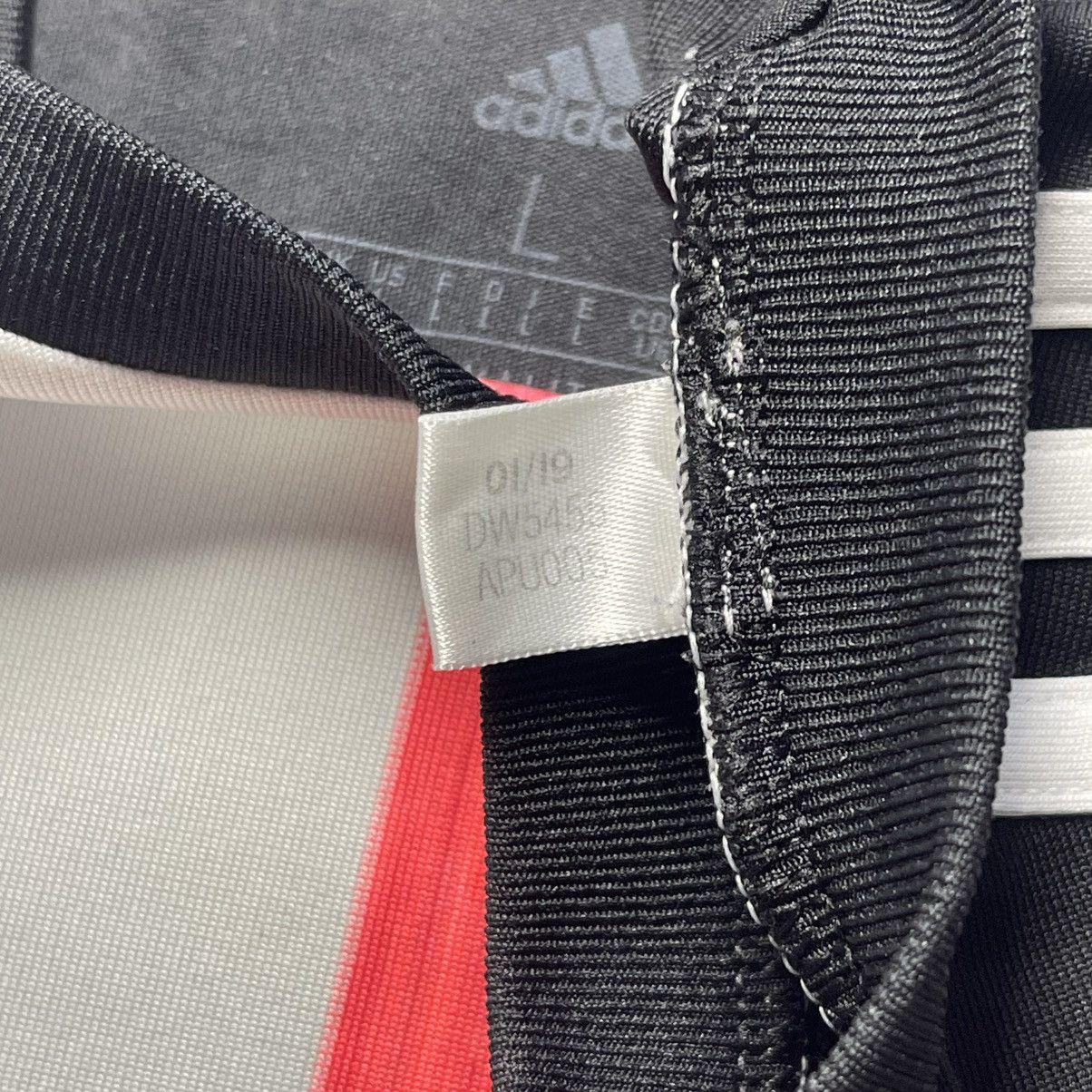 Vintage JUVENTUS ADIDAS 2019/2020 FOOTBALL HOME JERSEY #11 COSTA Size US L / EU 52-54 / 3 - 8 Thumbnail