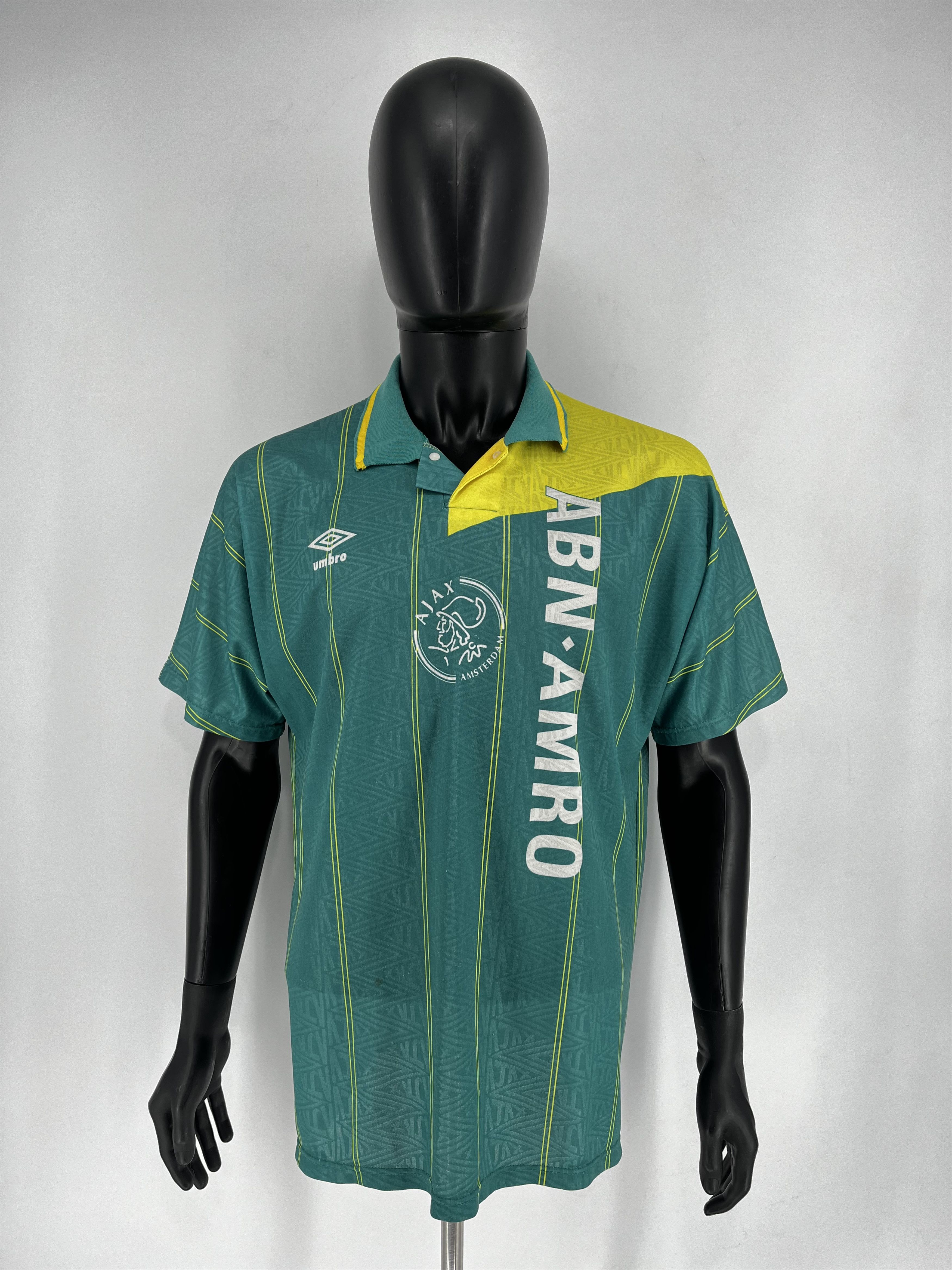 Sports Specialties Original Ajax 1991/92/1993 Umbro Away Football Shirt Jersey Size US L / EU 52-54 / 3 - 2 Thumbnail