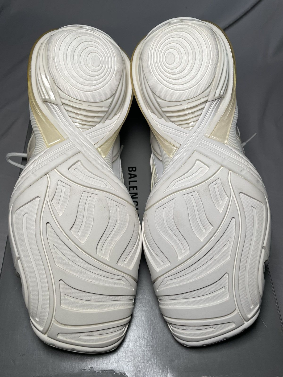 Balenciaga Balenciaga Tyrex Sneakers Size US 8 / EU 41 - 8 Thumbnail