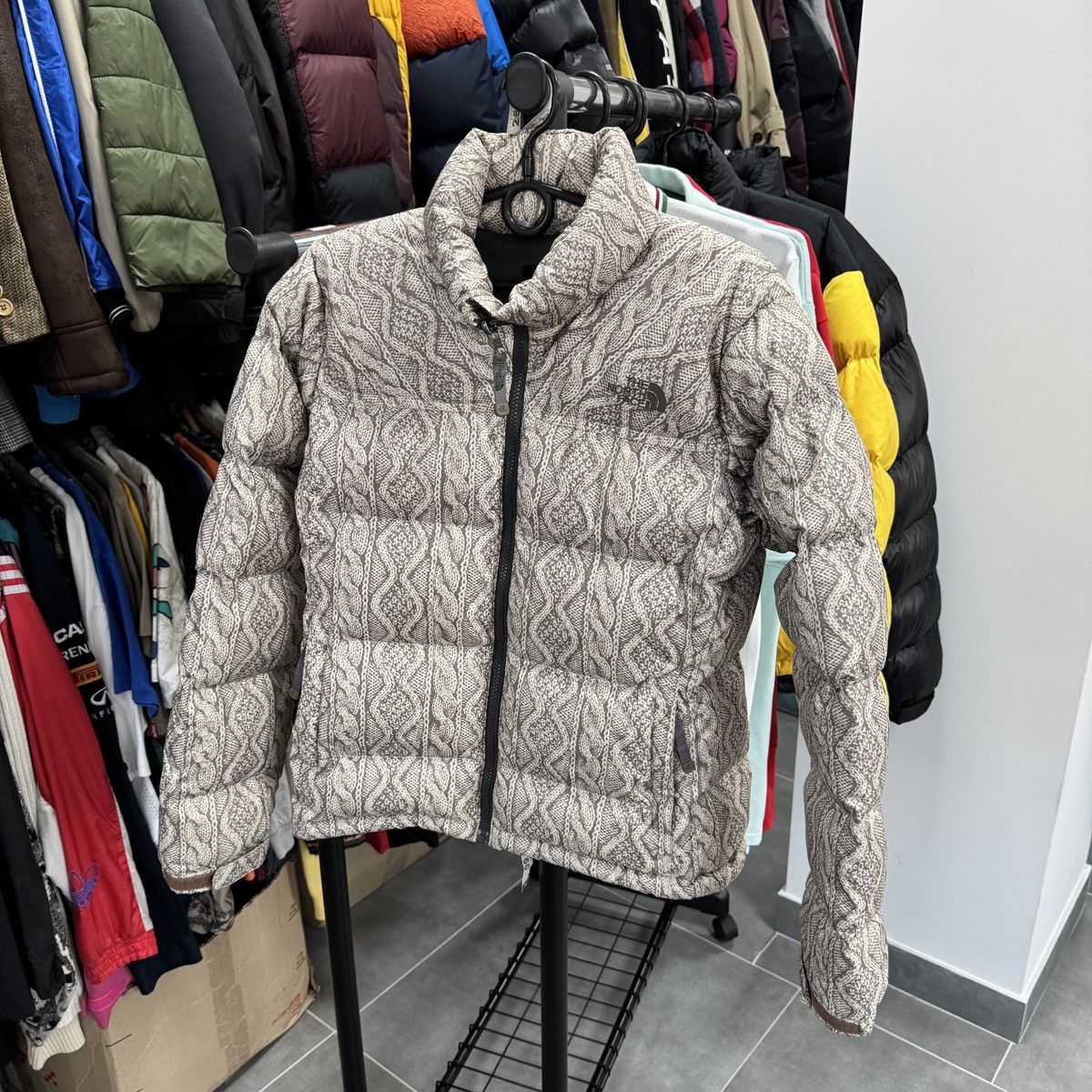 The North Face The North Face TNF 700 Nuptse Women Puffer Down Jacket Y2K Size M / US 6-8 / IT 42-44 - 3 Thumbnail