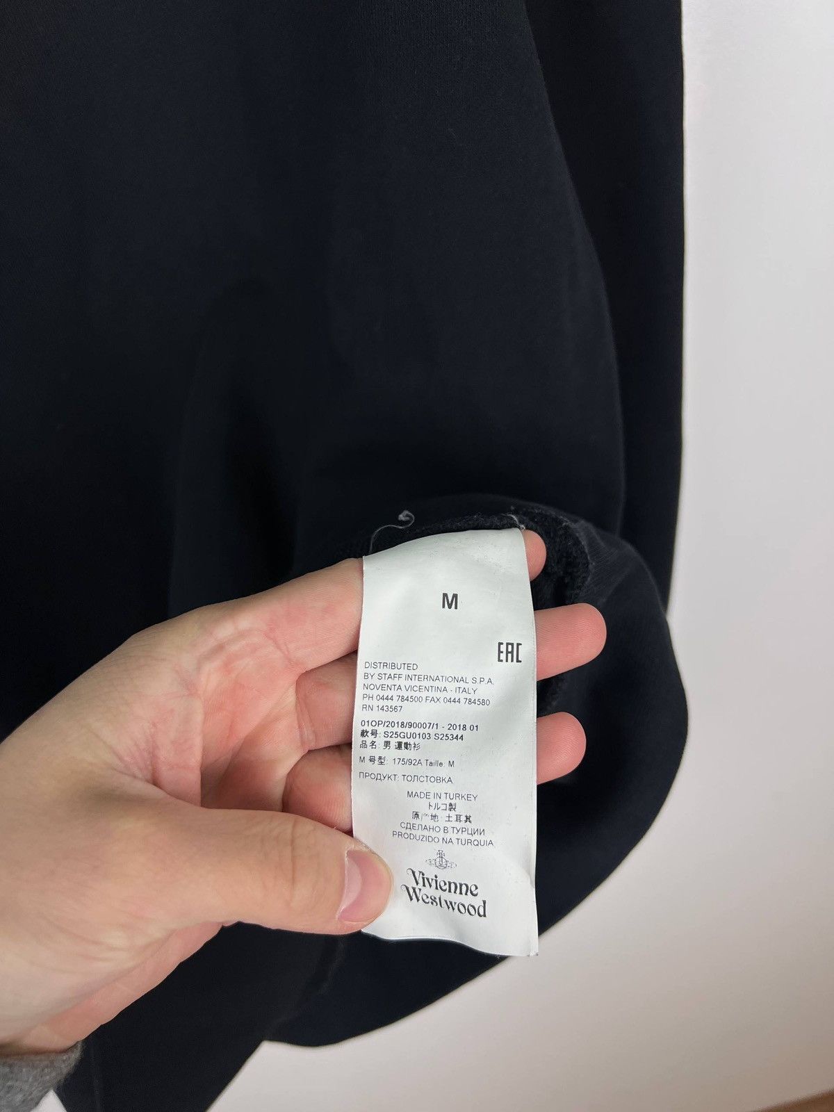 Vivienne Westwood Vivienne Westwood luxury sweatshirt size M Size US S / EU 44-46 / 1 - 6 Thumbnail