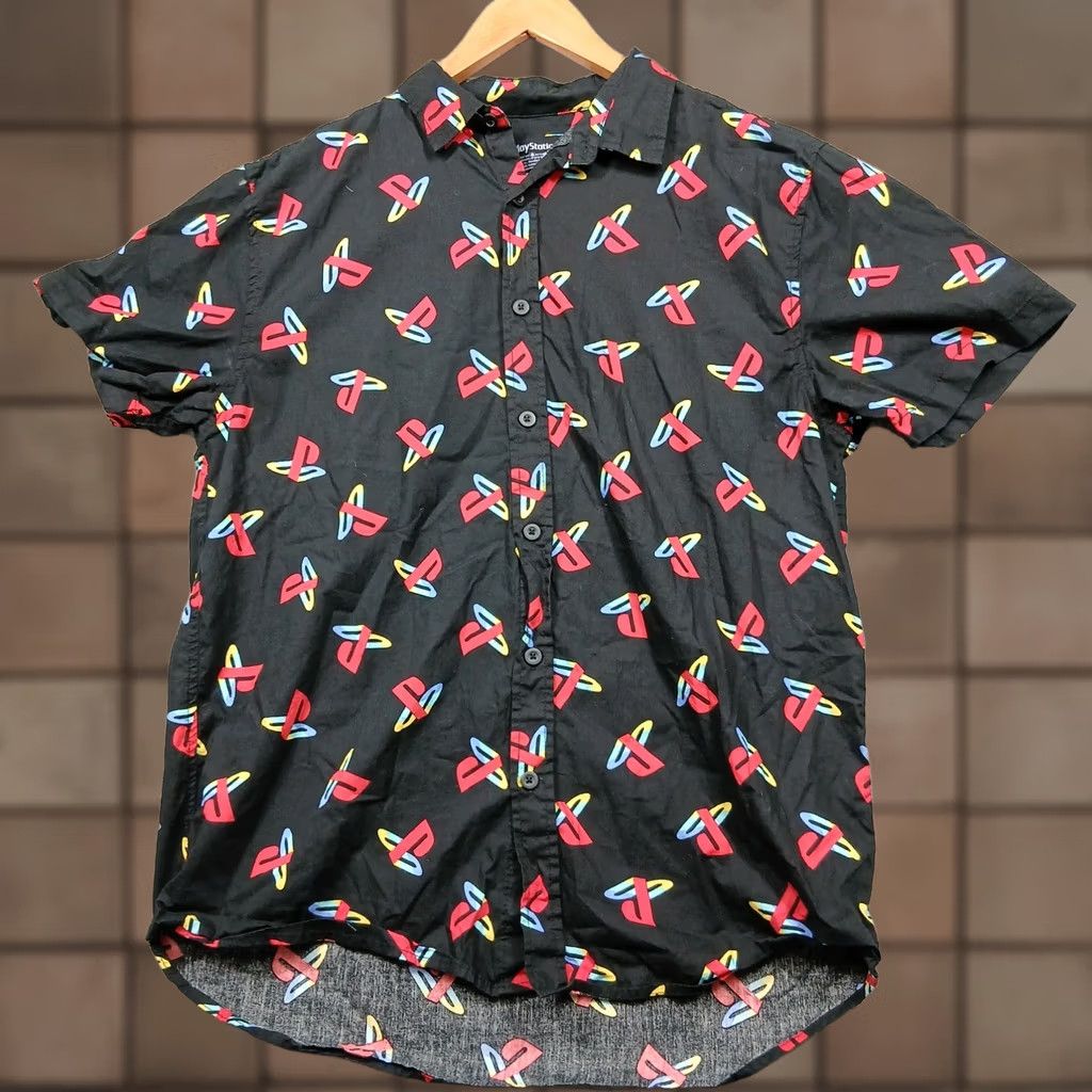Gloverall PlayStation Shirt Mens Button-Up Short Sleeve Black Graphic Print Logo 100% Cotton L Retro Gaming Size US L / EU 52-54 / 3 - 1 Thumbnail