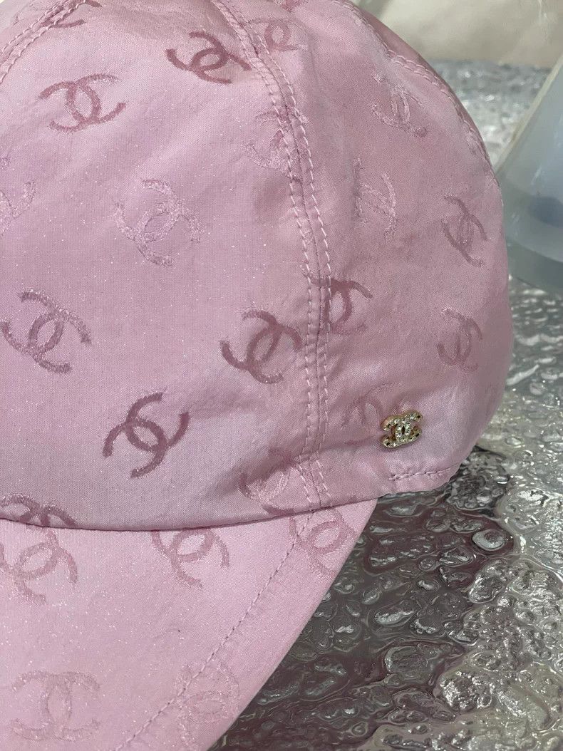 Chanel Chanel 26c pink logo silk baseball cap Size ONE SIZE - 2 Thumbnail