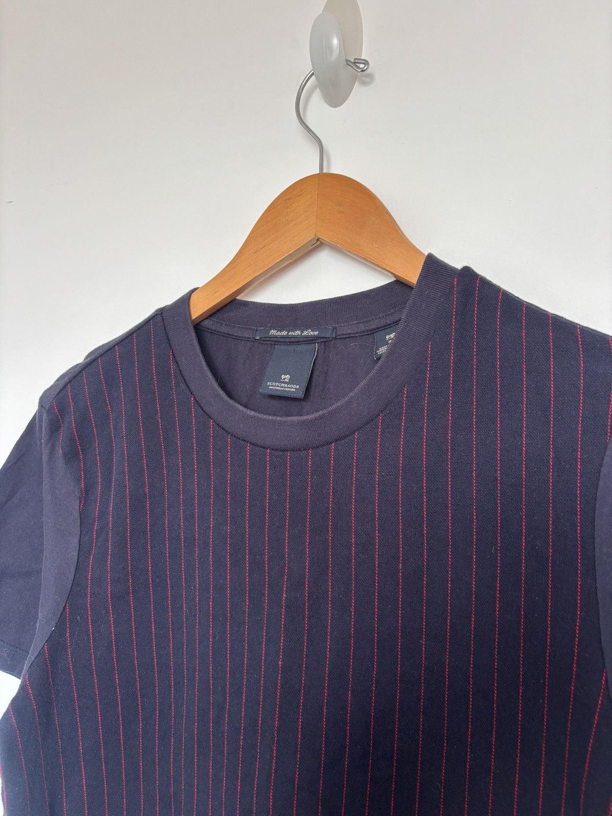 Scotch & Soda Scotch & Soda navy and red pinstripe tee Small S Size US S / EU 44-46 / 1 - 1 Thumbnail