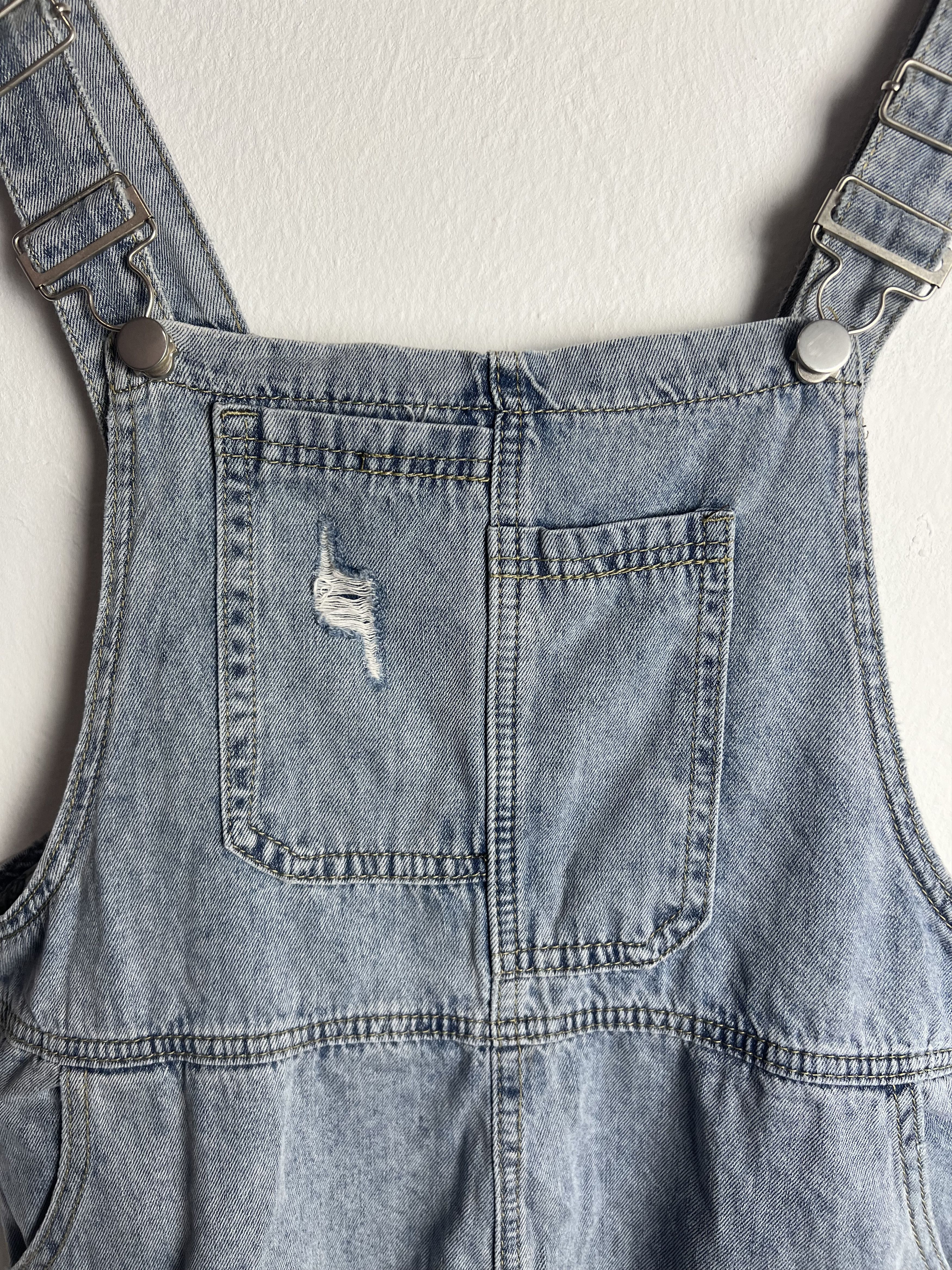 If Six Was Nine 5u Shops Light Wash Distressed Denim Overalls Size US 35 - 6 Thumbnail
