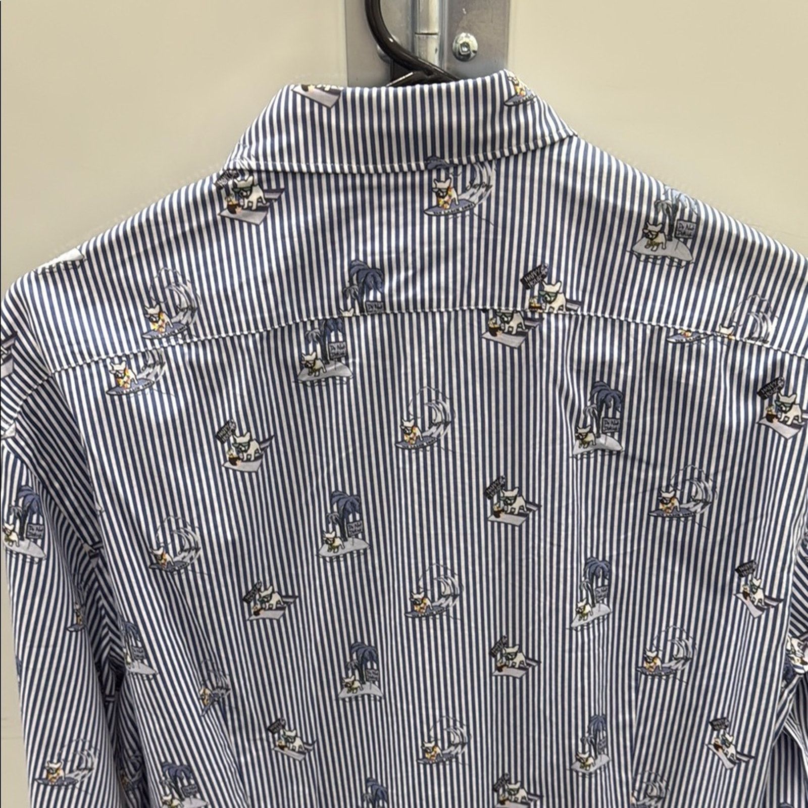 Other NWT Van Laack Striped Button-Up Shirt with dog Print Size M Size US M / EU 48-50 / 2 - 7 Thumbnail