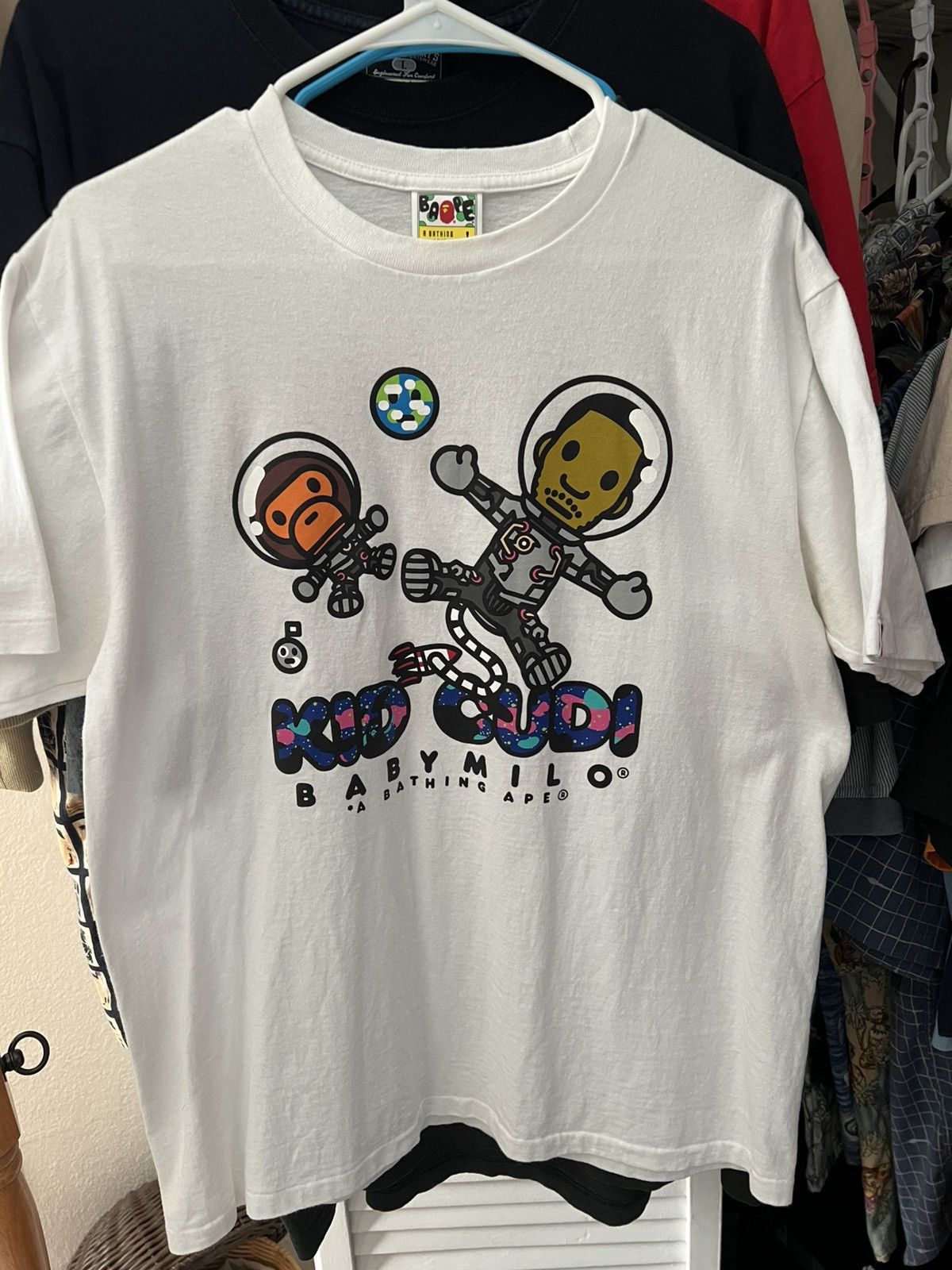 Bape × Kid Cudi White BAPE baby Milo x Kid Cudi Moonman sz LARGE Size US L / EU 52-54 / 3 - 1 Thumbnail