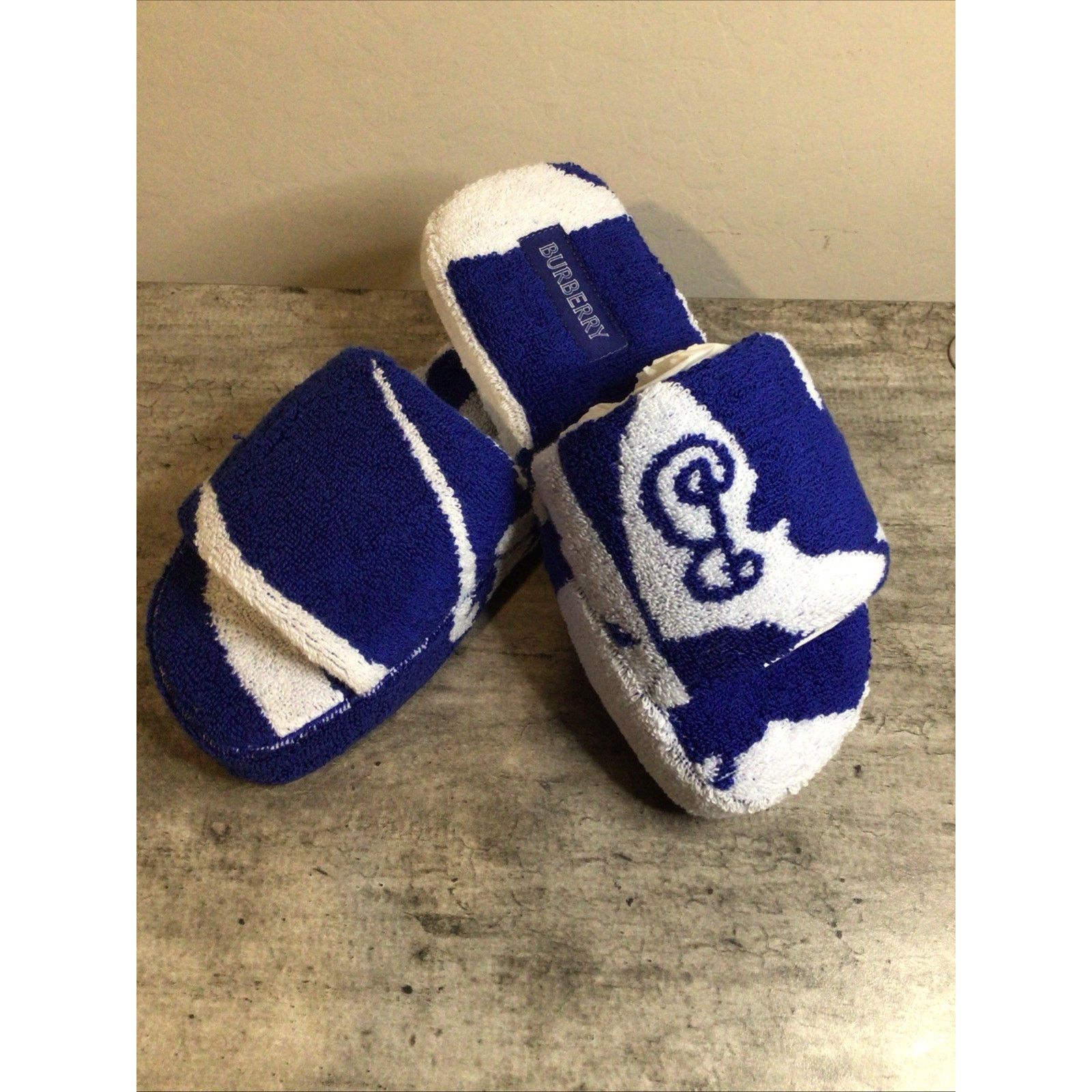 Burberry Burberry Snug Soft Cotton Slippers Blue/White Women’s Size 6 Size US 6 / IT 36 - 1 Thumbnail