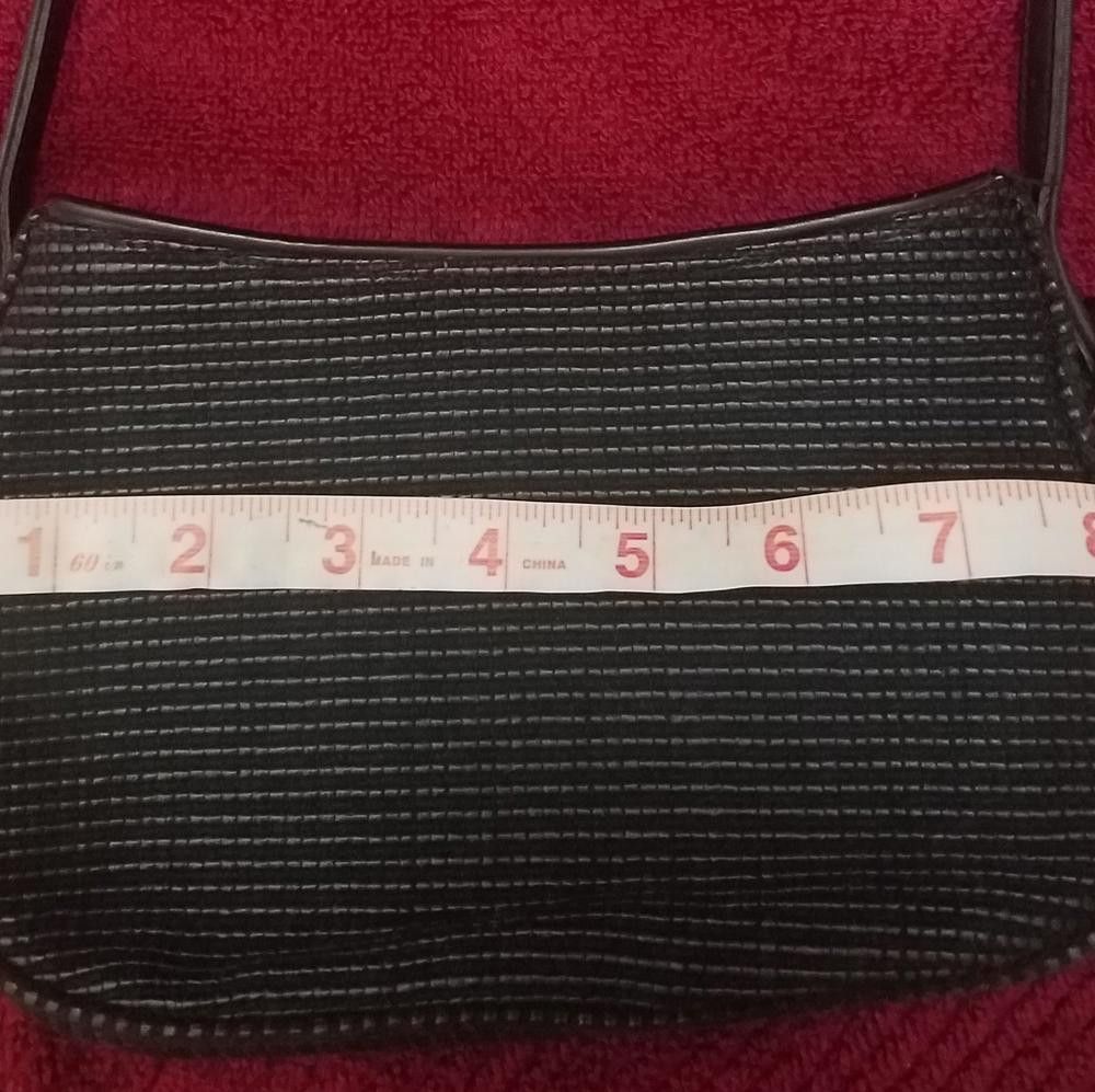 Designer Liz Claiborne Small Black Purse Size ONE SIZE - 2 Thumbnail