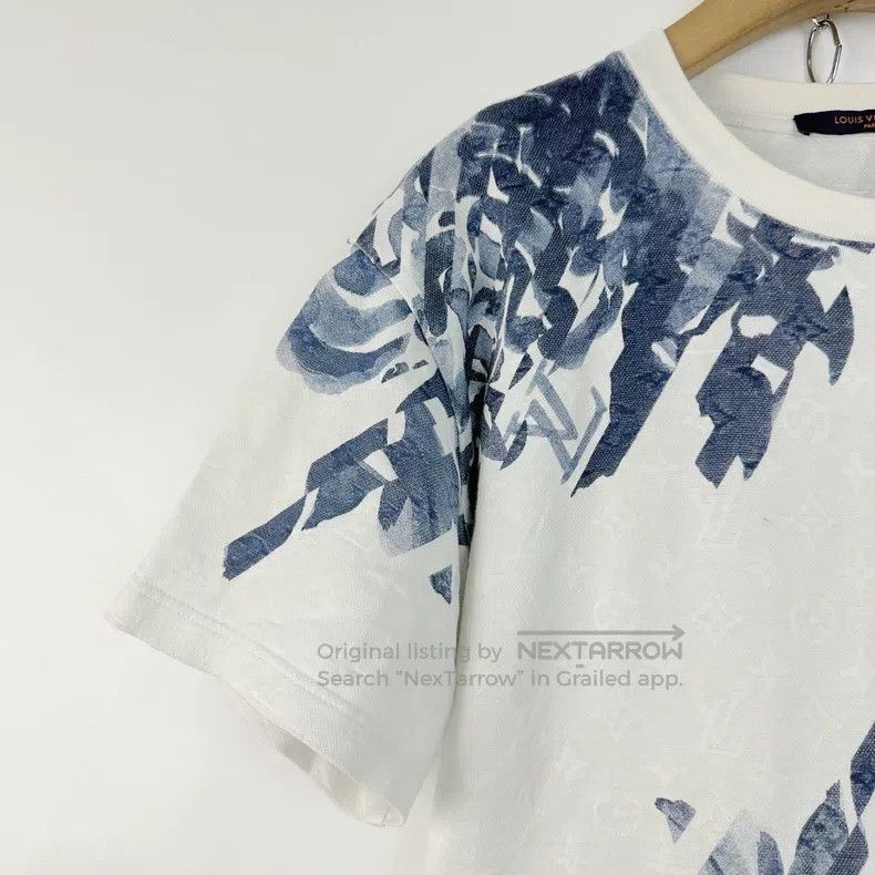 Louis Vuitton Louis Vuitton White plant and flower ink dark pattern pres Size US S / EU 44-46 / 1 - 5 Thumbnail