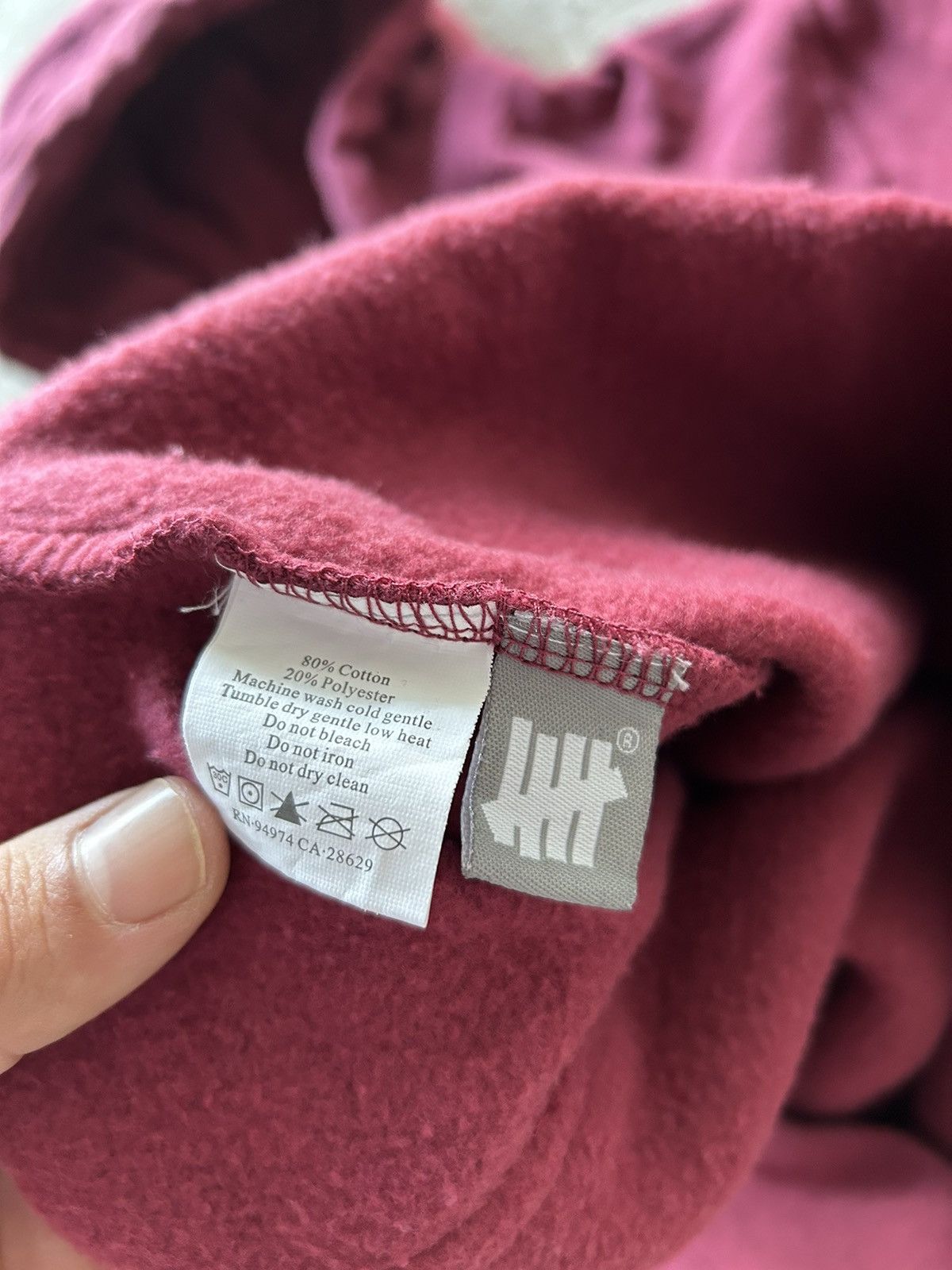 Undefeated y2k Undefeated spell out hoodie Size US L / EU 52-54 / 3 - 4 Thumbnail