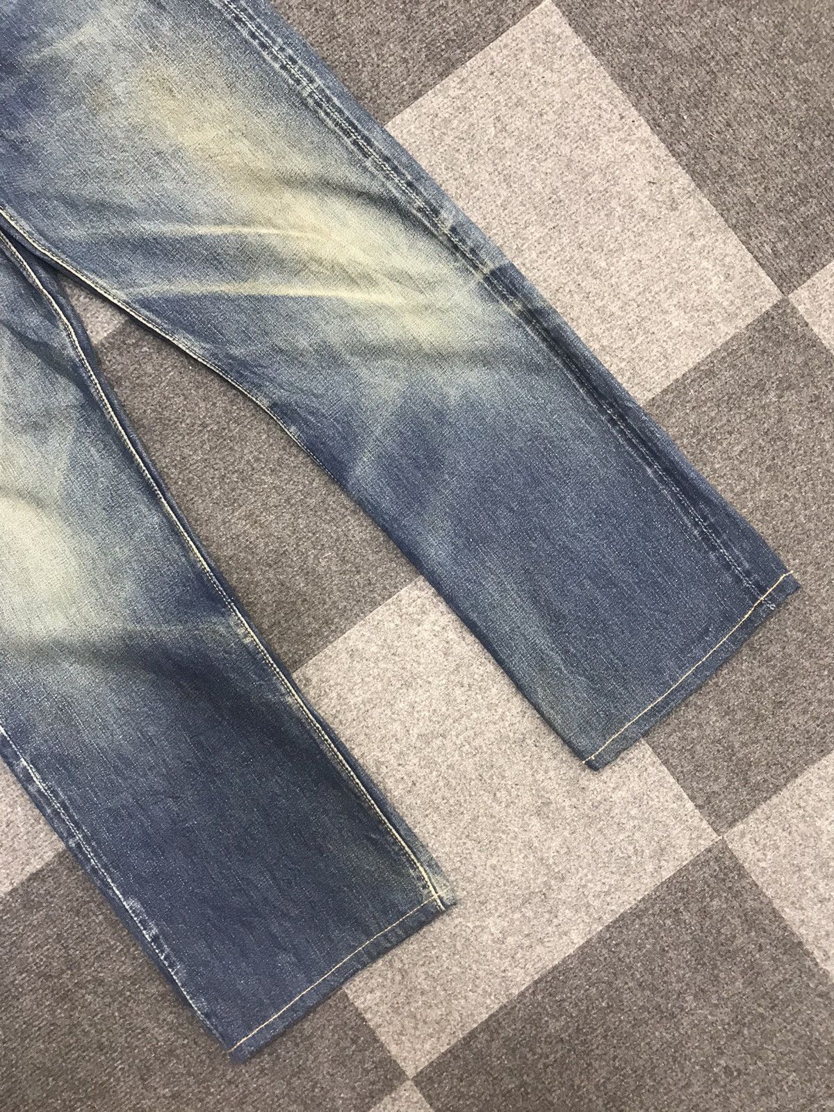 Warehouse 💥THRASHED💥WAREHOUSE SPECIAL Thrashed Selvedge Jeans Size US 29 - 5 Thumbnail