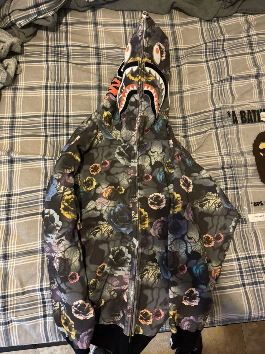 Bape Bape flower zip up hoodie Size US L / EU 52-54 / 3 - 1 Thumbnail