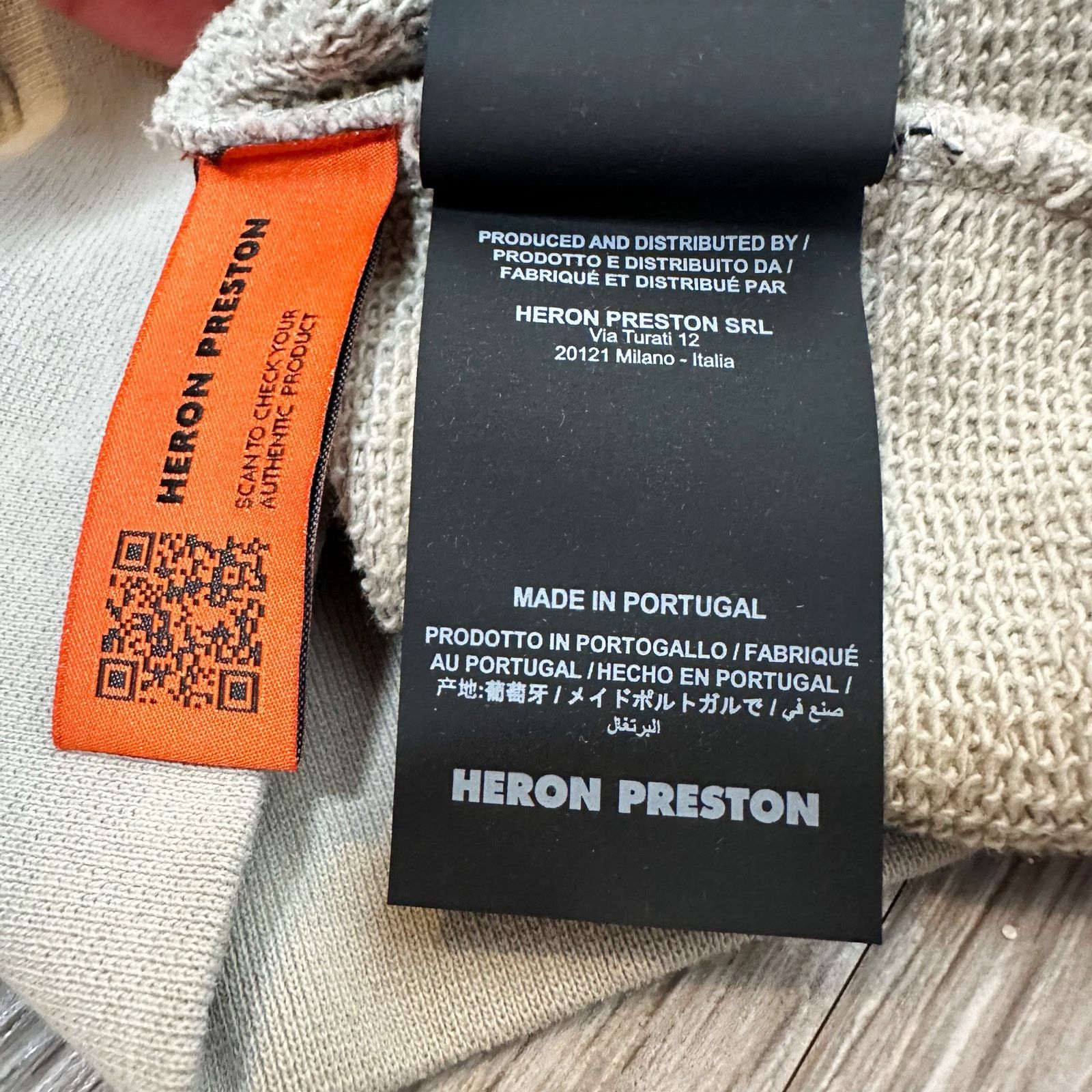 Heron Preston Heron Preston NWT Global Collage Grey Cotton Graphic Hoodie Size US M / EU 48-50 / 2 - 15 Thumbnail