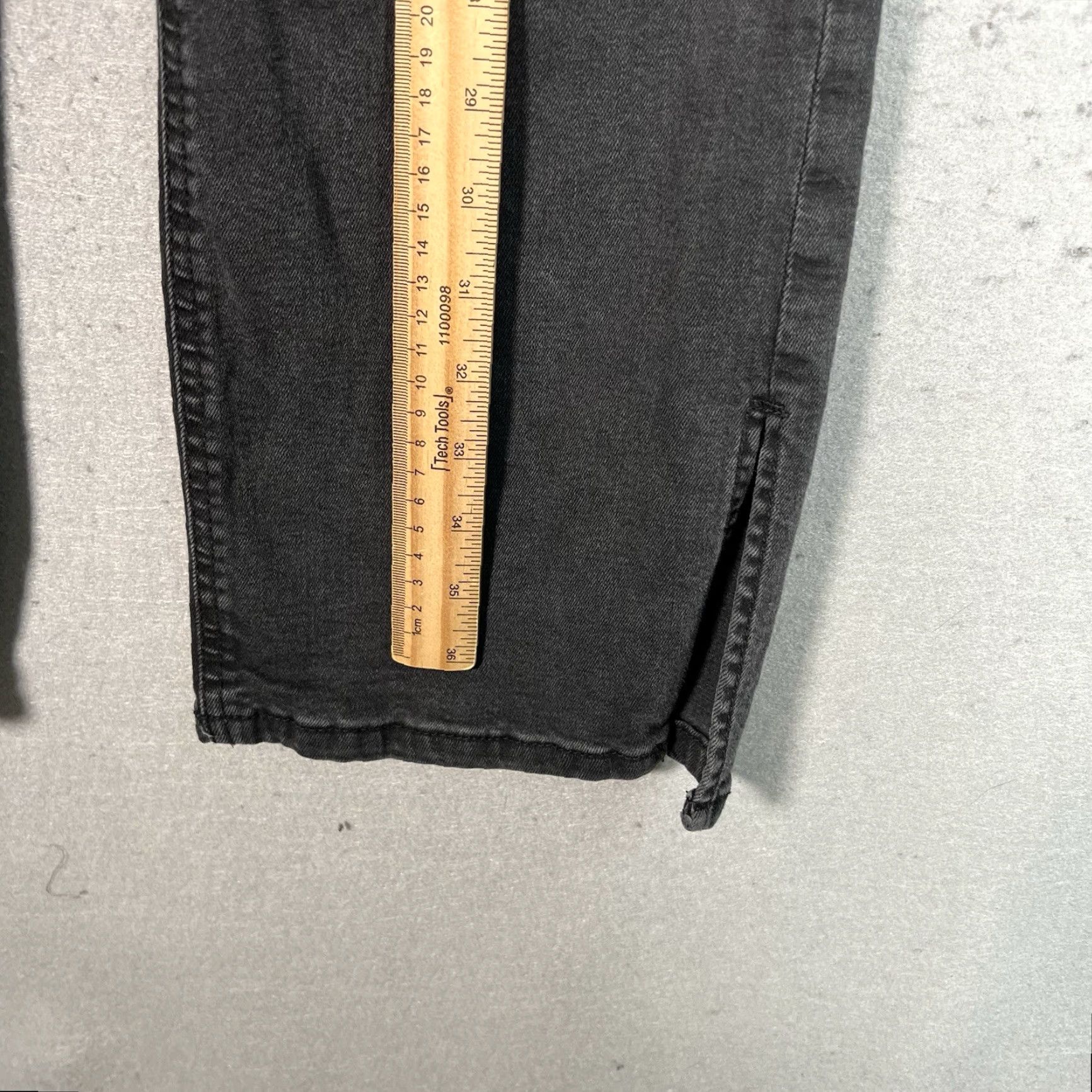 Mango VINTAGE Mango Women’s Jeans XS Black Dark Wash Straight Leg Ankle Slit Cotton Denim Size 26" / US 2 / IT 38 - 4 Thumbnail