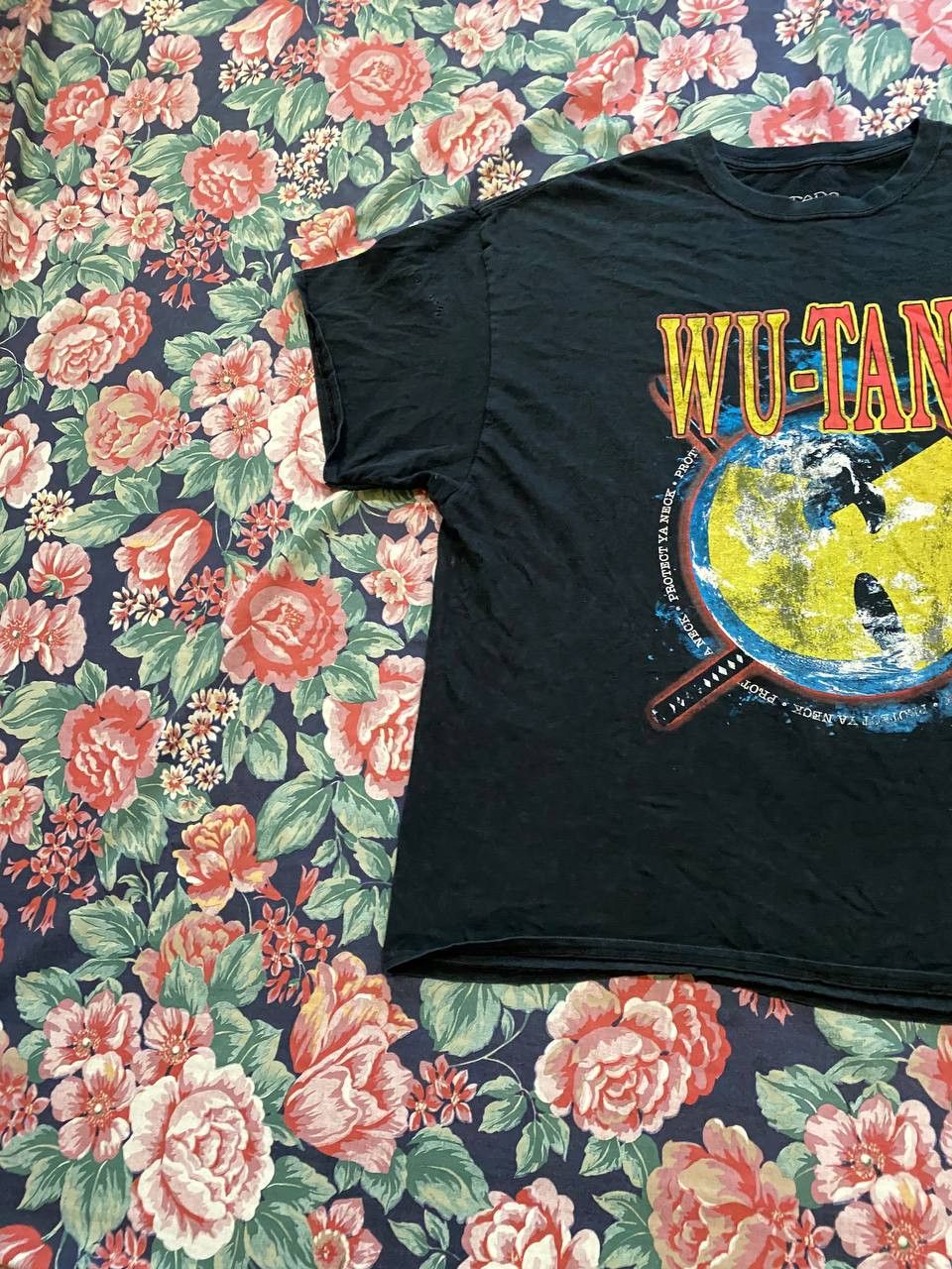 Wu-Tang Clan Vintage Wu-Tang Clan Big Y2K Print Short Sleeve T-Shirt Size US XXL / EU 58 / 5 - 3 Thumbnail