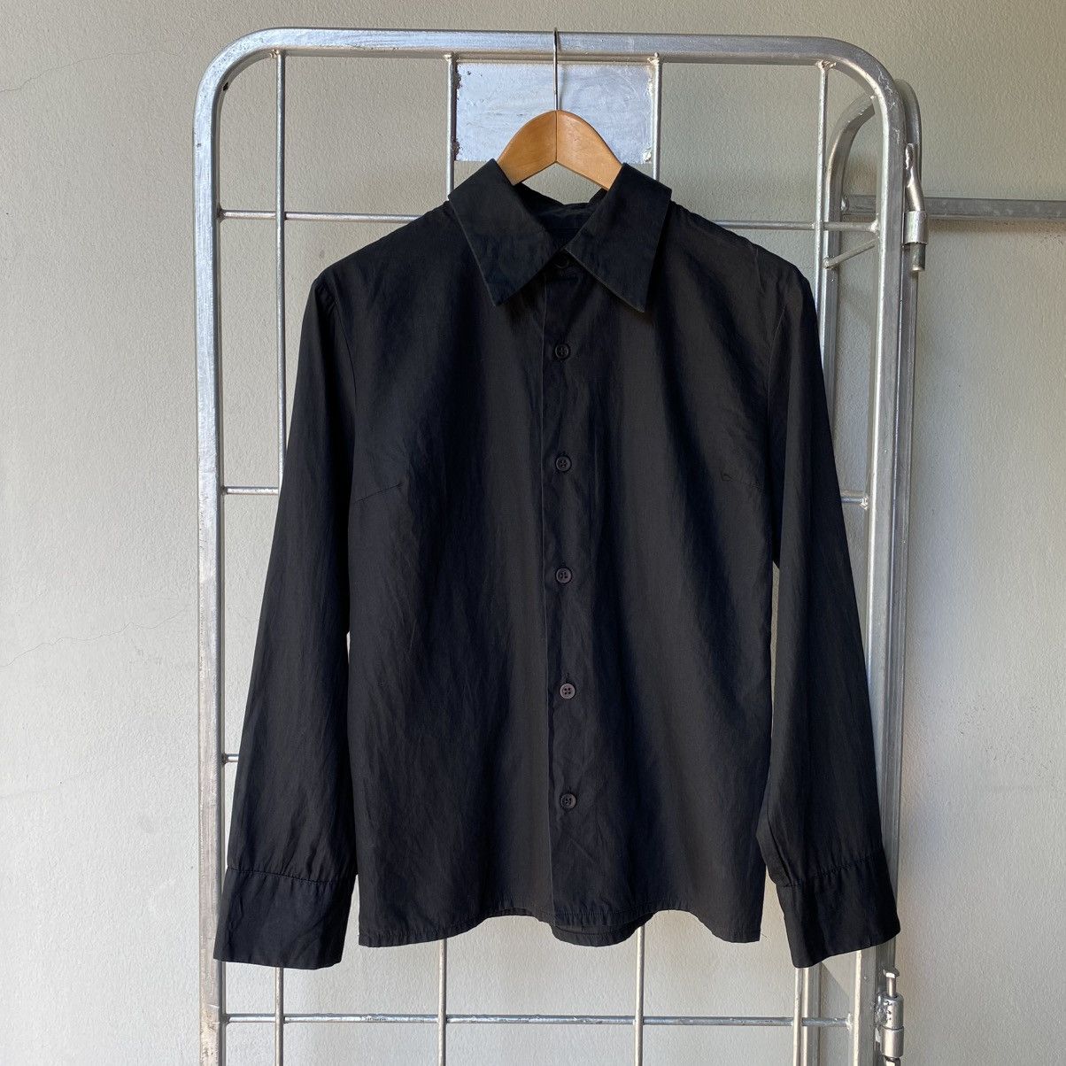 Dirk Bikkembergs DIRK BIKKEMBERGS Women Fitted Long-Sleeve Button-Up Shirt Size M / US 6-8 / IT 42-44 - 1 Thumbnail