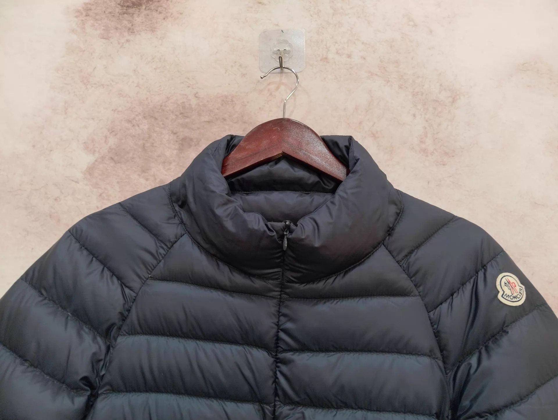 Moncler Moncler Stand Collar Short Down Jacket Size 2 Size XS / US 0-2 / IT 36-38 - 3 Thumbnail