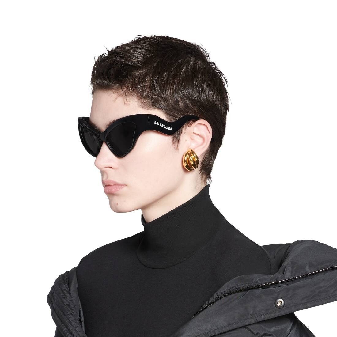 Balenciaga o1la1rc1a0725 Size: OS / Hamptons Cat Sunglasses in Black Size ONE SIZE - 6 Thumbnail