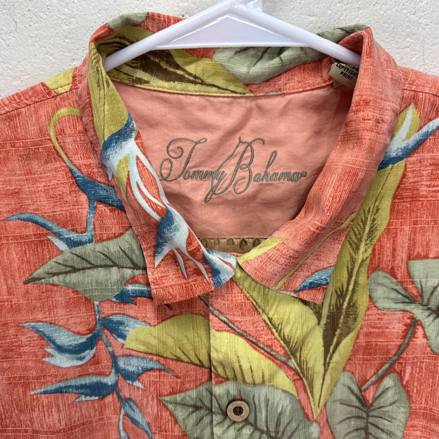 Tommy Bahama Tommy Bahama Hawaiian Silk Shirt Men’s XL Orange Floral Print Short Sleeve Size US XL / EU 56 / 4 - 4 Thumbnail