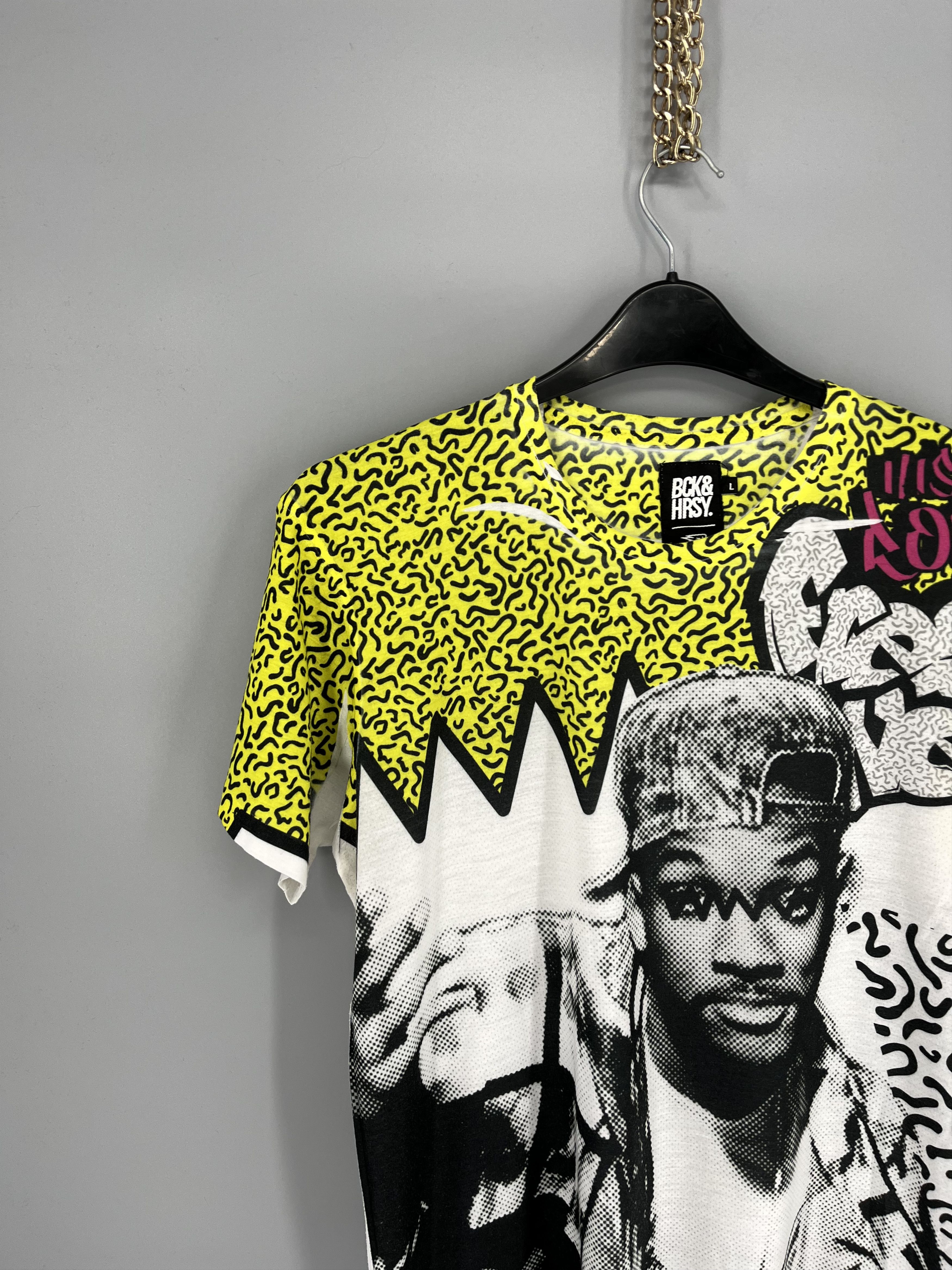 Other Vintage Y2K Art Tshirt Rap Tee Band tee Streetwear Style Size US M / EU 48-50 / 2 - 5 Thumbnail