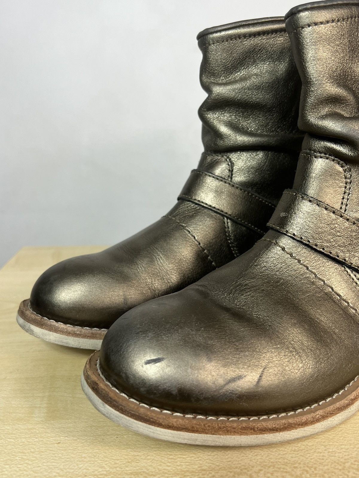Dirk Bikkembergs Dirk Bikkembergs Crumpled Gold Engineered Boots Size US 5 / EU 37 - 10 Thumbnail