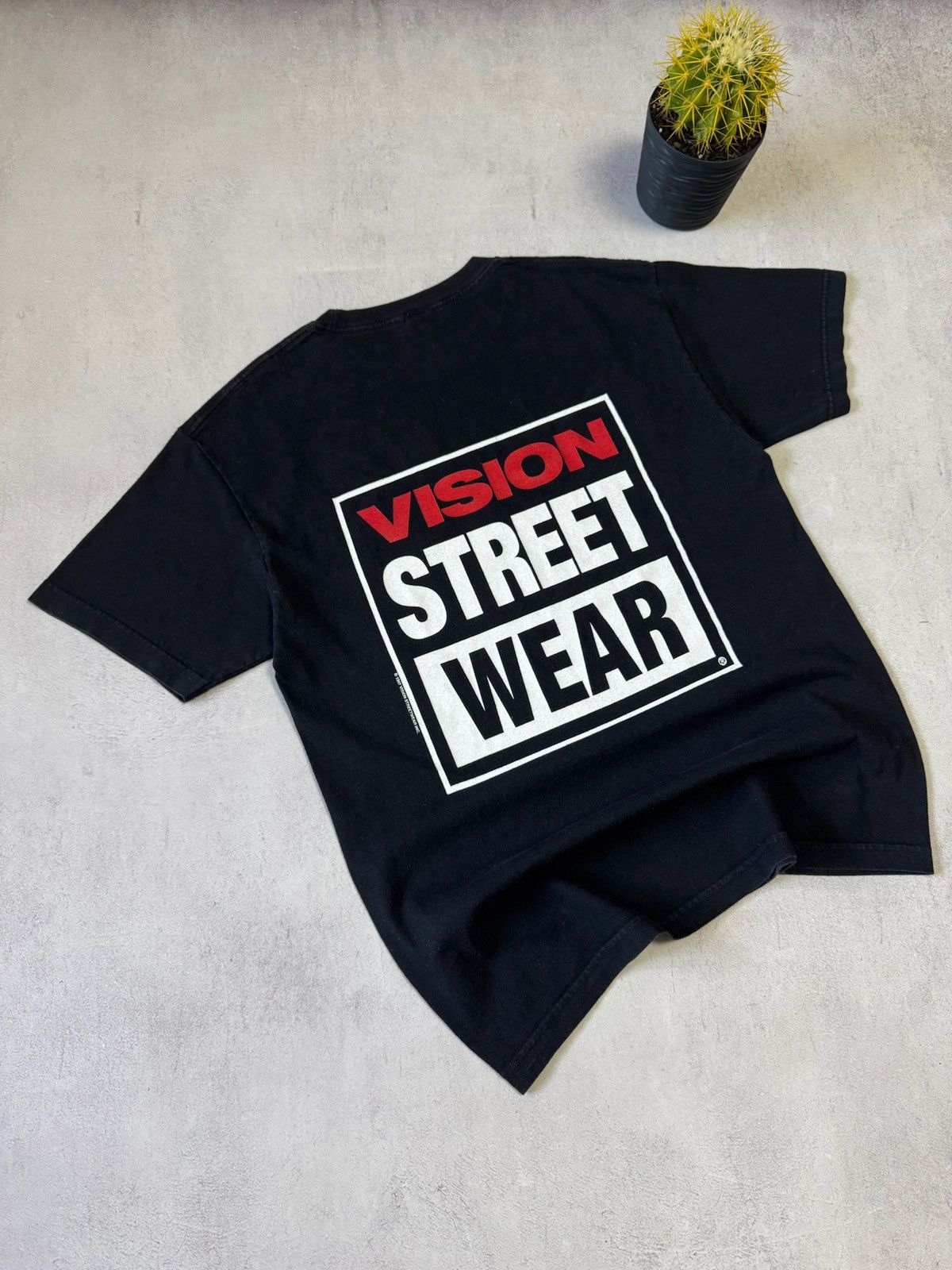 Vision Streetwear 1987 Vision Streetwear T Shirt Big Logo Very Rare Mens L Size US L / EU 52-54 / 3 - 10 Thumbnail