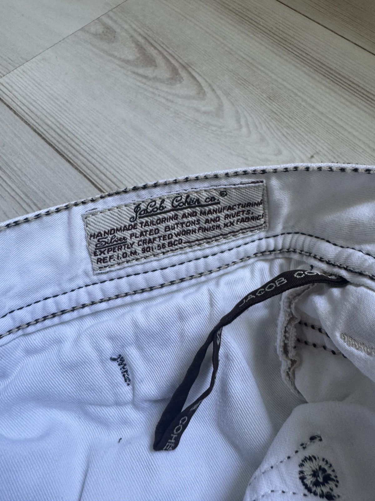 Designer × Jacob Cohen Jacob Cohen denim white jeans made in Italy Luxury designer Size US 36 / EU 52 - 20 Thumbnail
