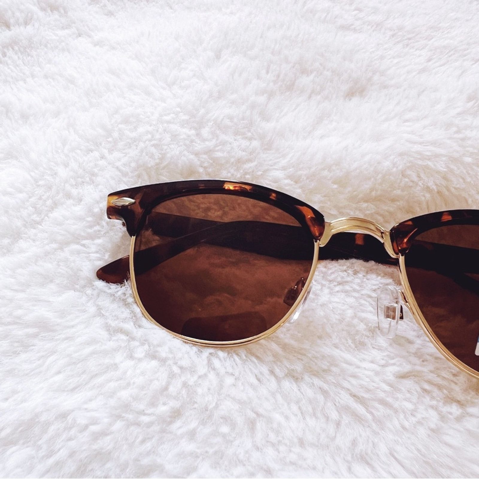 Other Thalia Brown Sleek Modern Sunglasses Size ONE SIZE - 2 Thumbnail