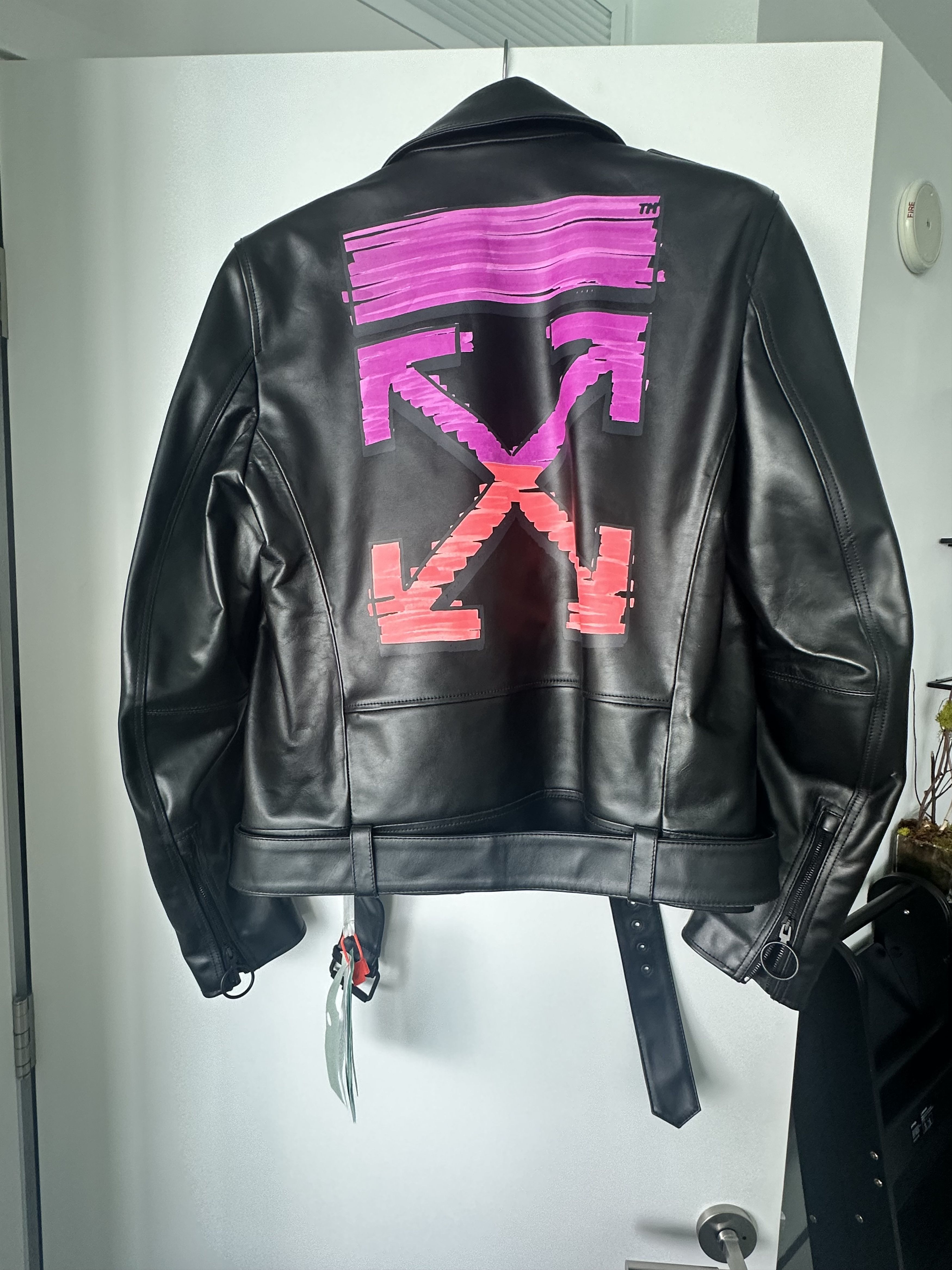Virgil Abloh 🔥Off-White “Hand Spray Arrows” Virgil Abloh – NWT Size US XXL / EU 58 / 5 - 6 Thumbnail