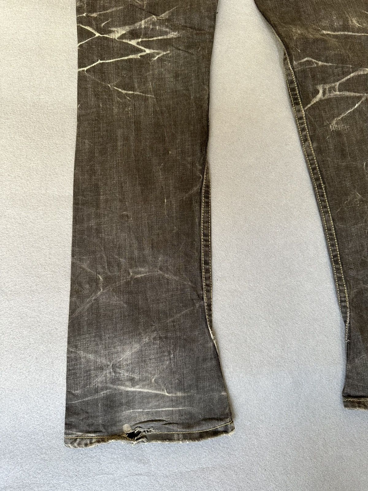 Japanese Brand FLARE Slim Ozz Pinball Distressed Denim Size US 30 / EU 46 - 10 Thumbnail