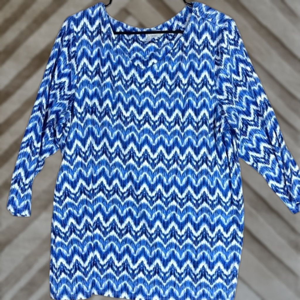 Vintage Chicos Blouse Womens Blue White Batik 3/4 Sleeve V-Neck Stretch XL Geometric Casual Workwear Size XL / US 12-14 / IT 48-50 - 1 Thumbnail