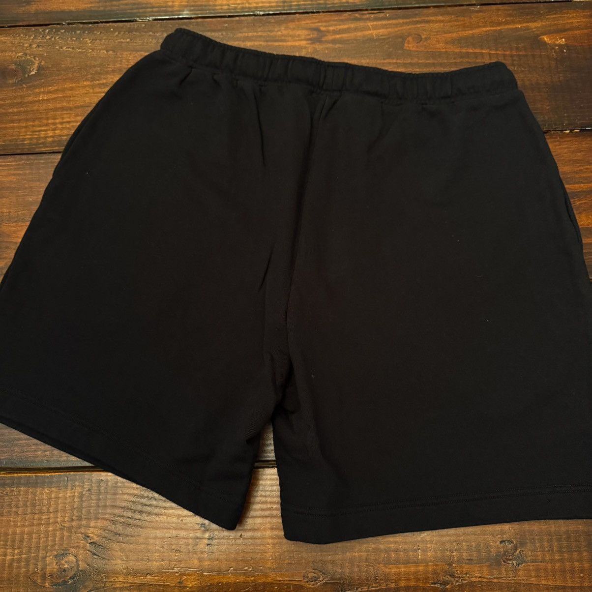 Palm Angels Palm Angels Embroidered Logo Sweat Shorts Size US 38 / EU 54 - 6 Thumbnail
