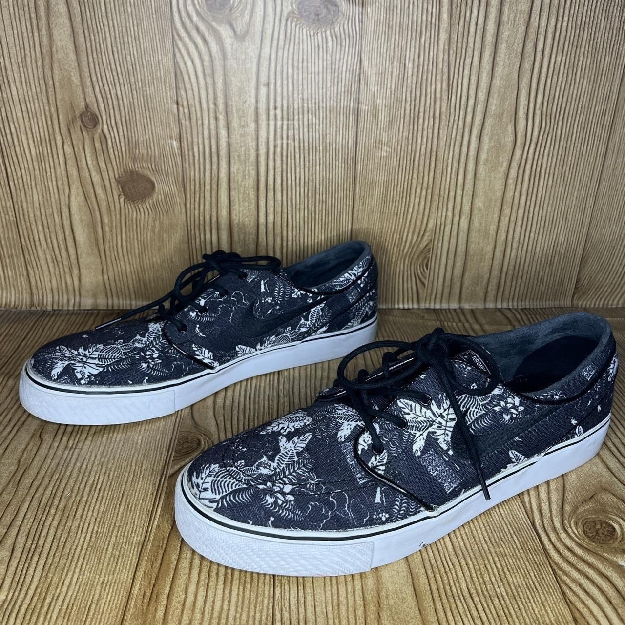 Nike Nike SB Zoom Shoe Stefan Janoski skateboarding sneakers Size US 11 / EU 44 - 1 Thumbnail
