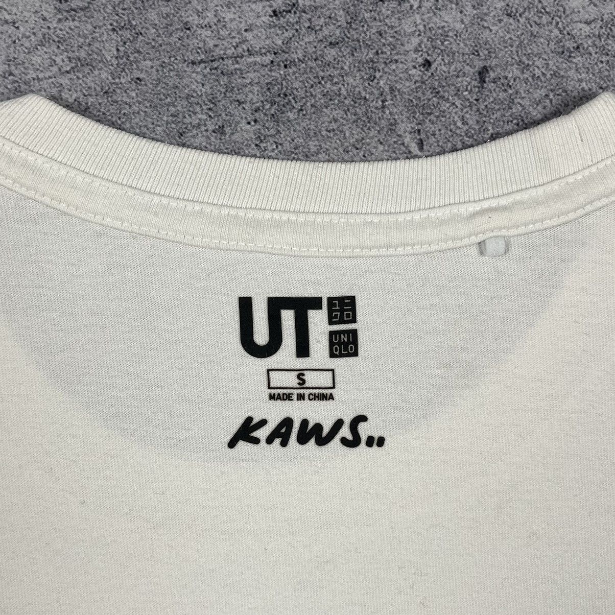 Kaws × Uniqlo Kaws x Uniqlo y2k big logo japanese tee Size US S / EU 44-46 / 1 - 9 Thumbnail