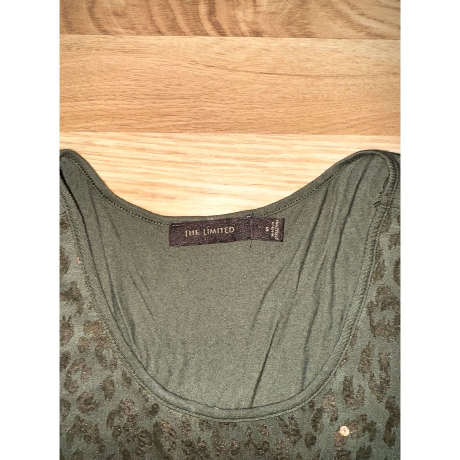 Vintage VINTAGE The Limited Women’s S Dark Green Leopard Sequin Sleeveless Top Size S / US 4 / IT 40 - 2 Thumbnail