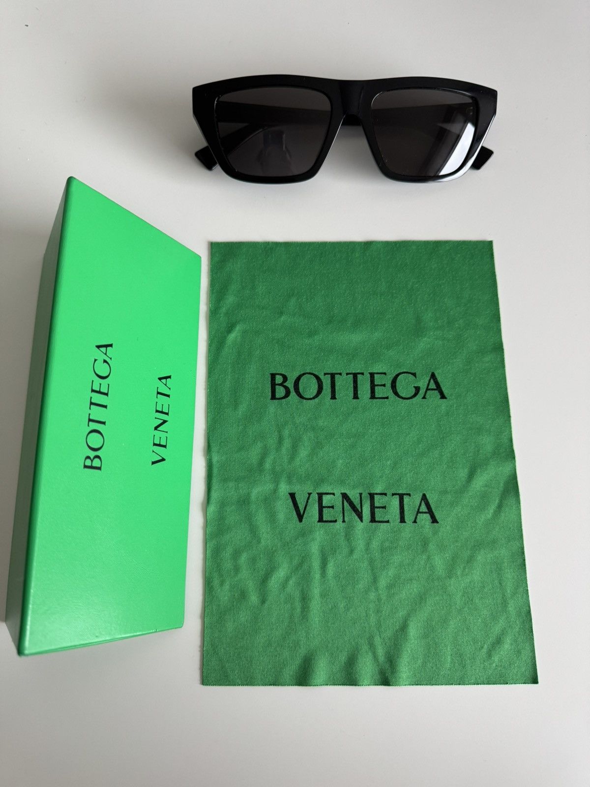Bottega Veneta BOTTEGA VENETA BLACK SUNGLASSES Size ONE SIZE - 1 Thumbnail