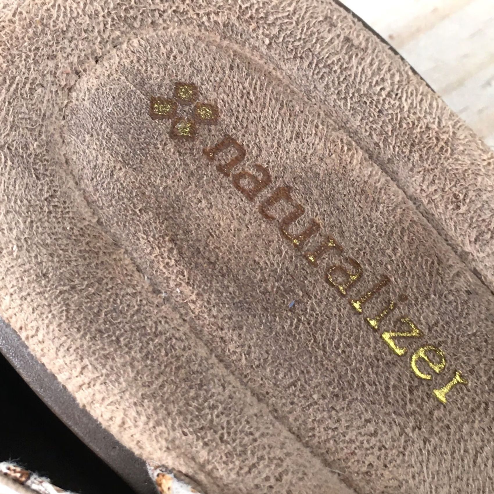Naturalizer Naturalizer Joi Sandals Womens 8.5 M Casual Slip On Thong Brown Faux Leather Straps Size US 9 / IT 39 - 5 Thumbnail