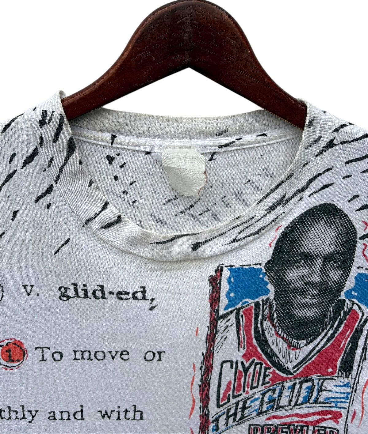 NBA Vintage Clyde Drexler NBA All Over Print Graphic Shirt Size US S / EU 44-46 / 1 - 2 Thumbnail