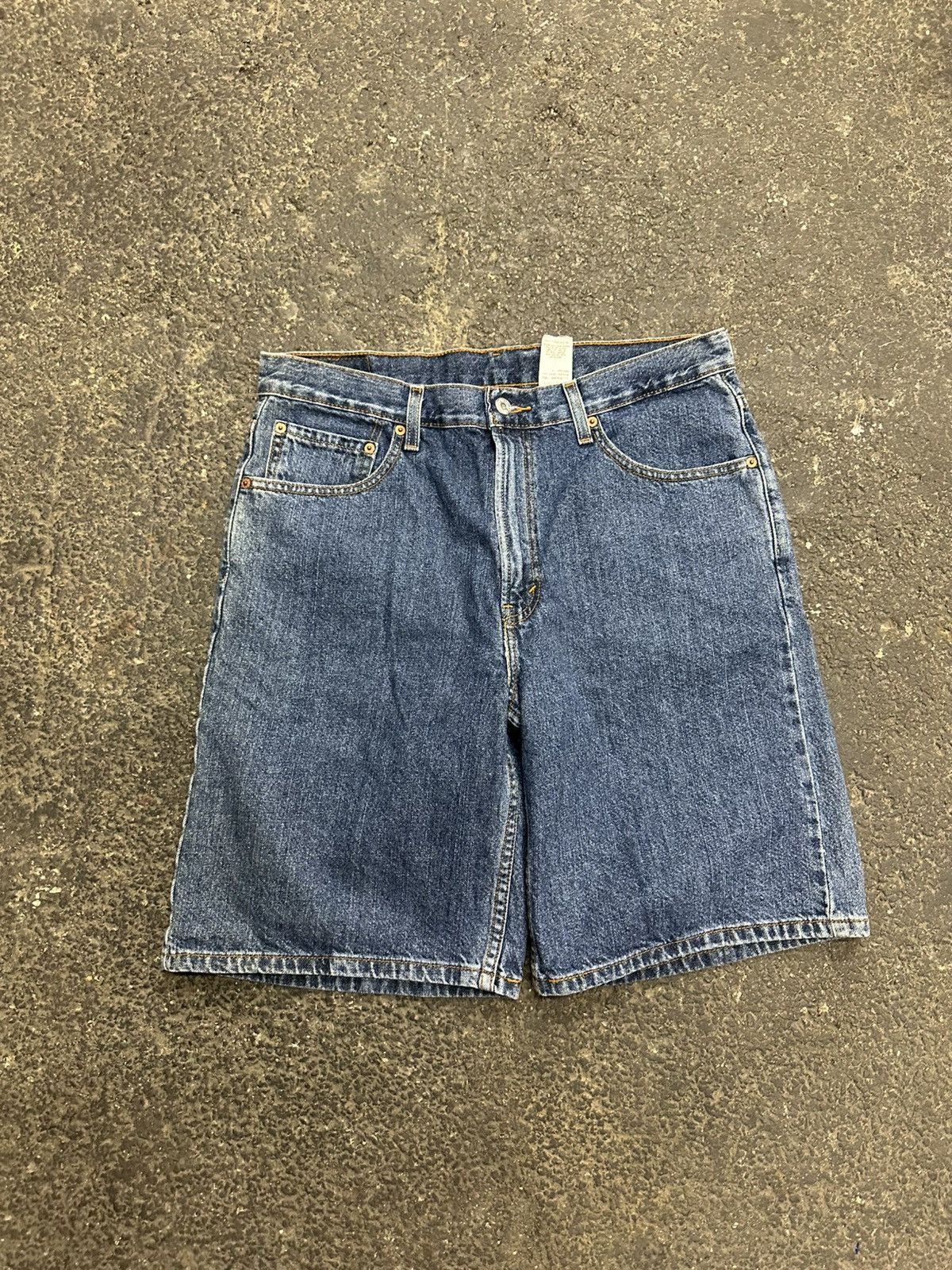 Levi's × Vintage Y2K Levi’s 550 jorts Size US 34 / EU 50 - 3 Thumbnail