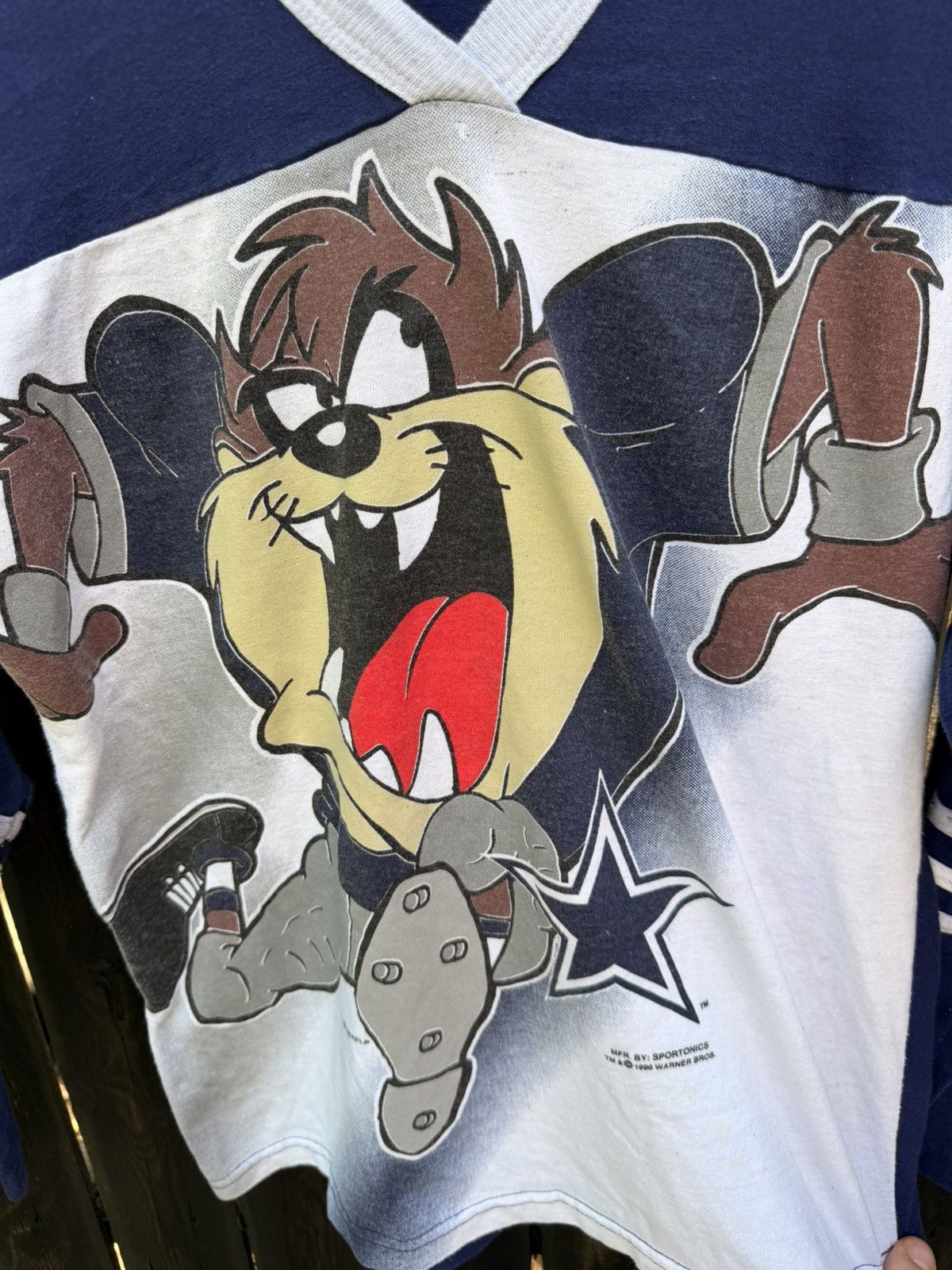 Vintage VTG WB 1996 Taz Dallas Cowboys Long Sleeve Size XS Size US XS / EU 42 / 0 - 2 Thumbnail